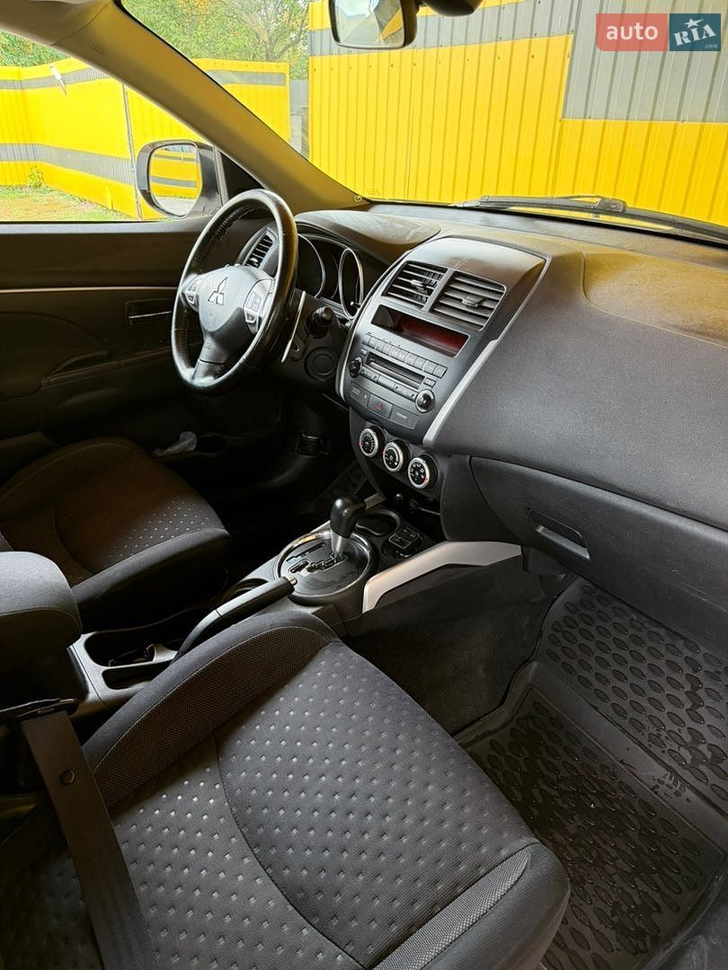 Mitsubishi ASX 2010 VIN JMBXTGA3WBZ001523 фото оголошення 9 з 13