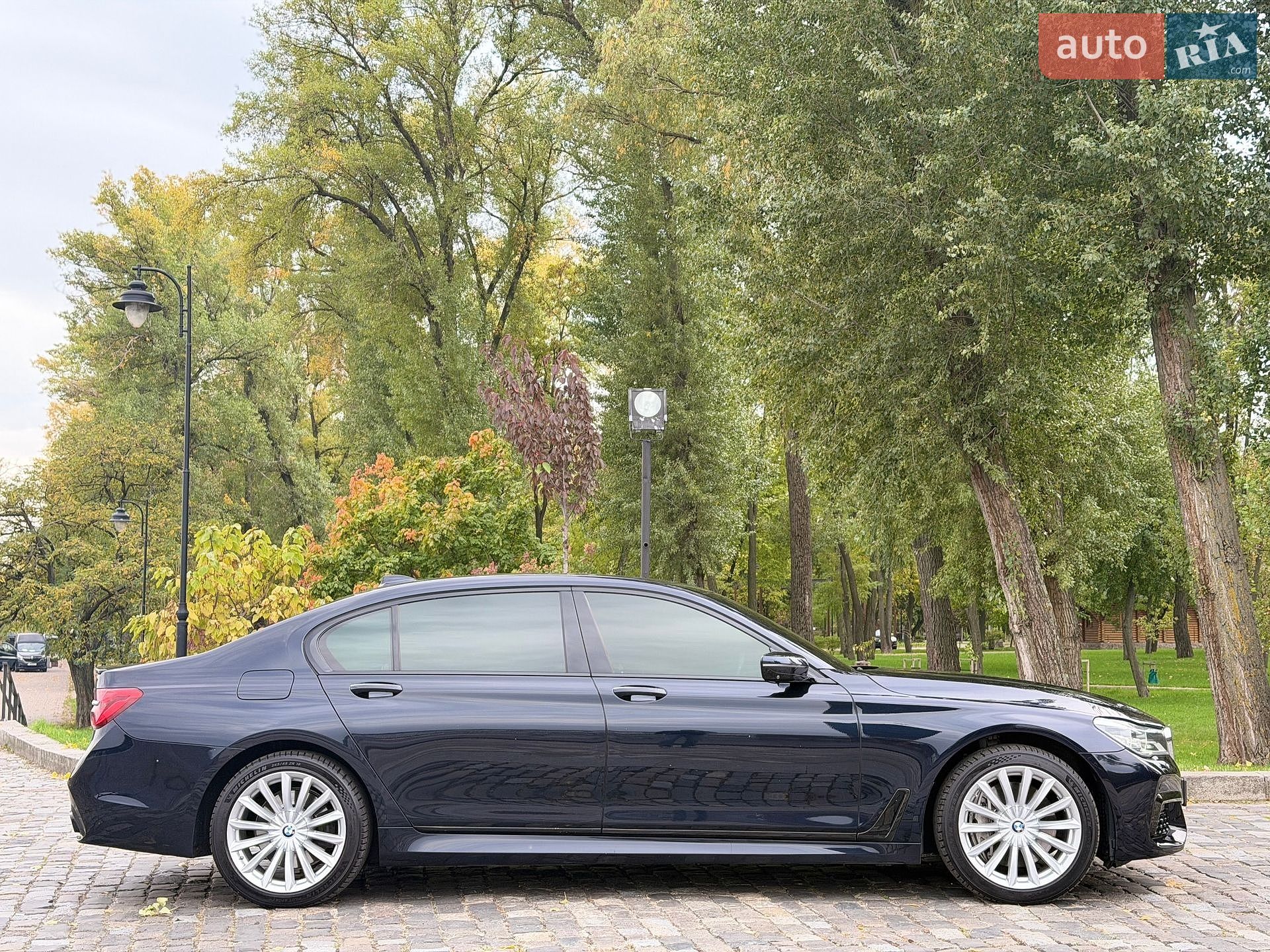 BMW 7 Series 2015 VIN WBA7F21000G381621 фото оголошення 15 з 66