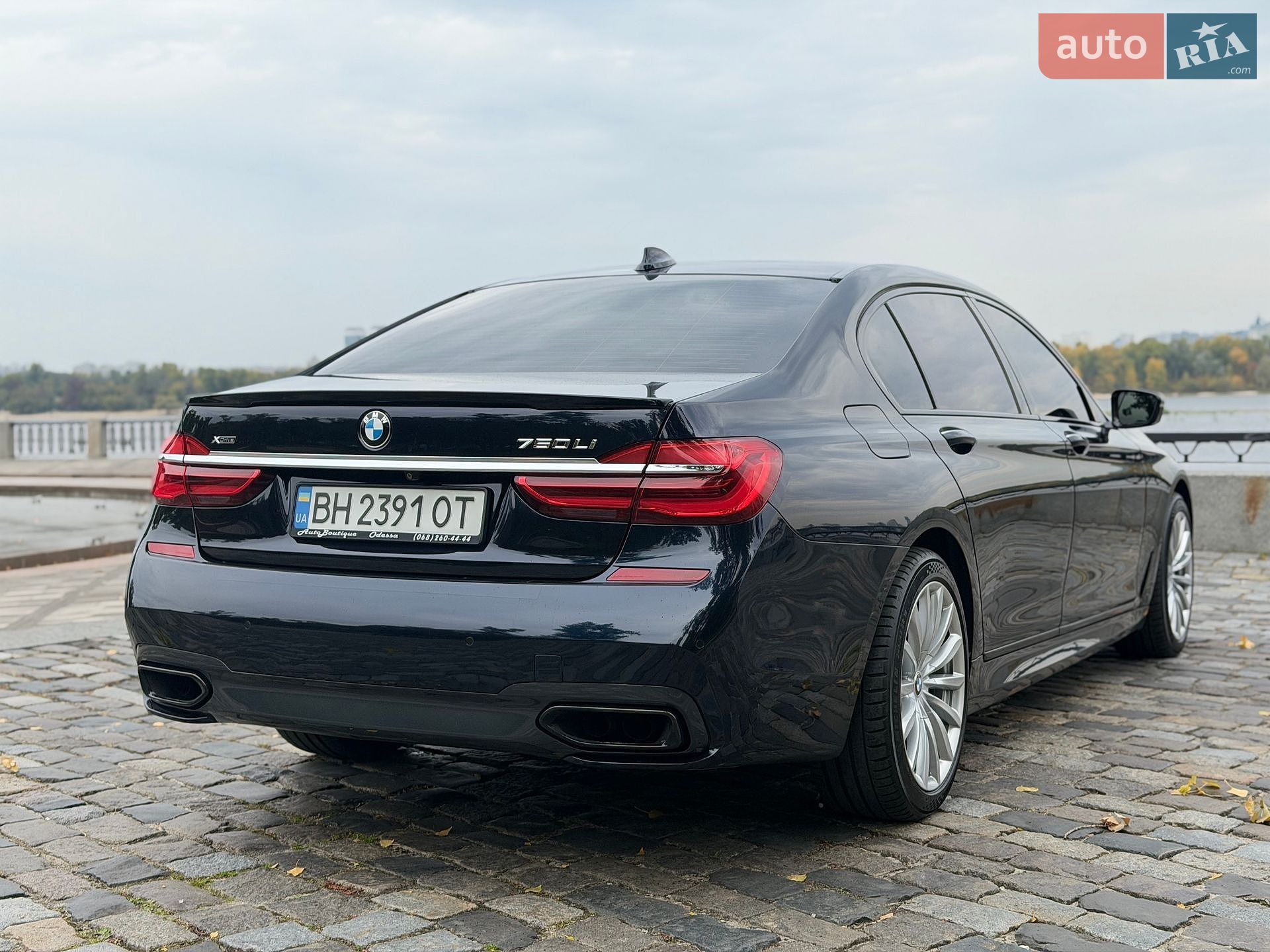 BMW 7 Series 2015 VIN WBA7F21000G381621 фото оголошення 23 з 66