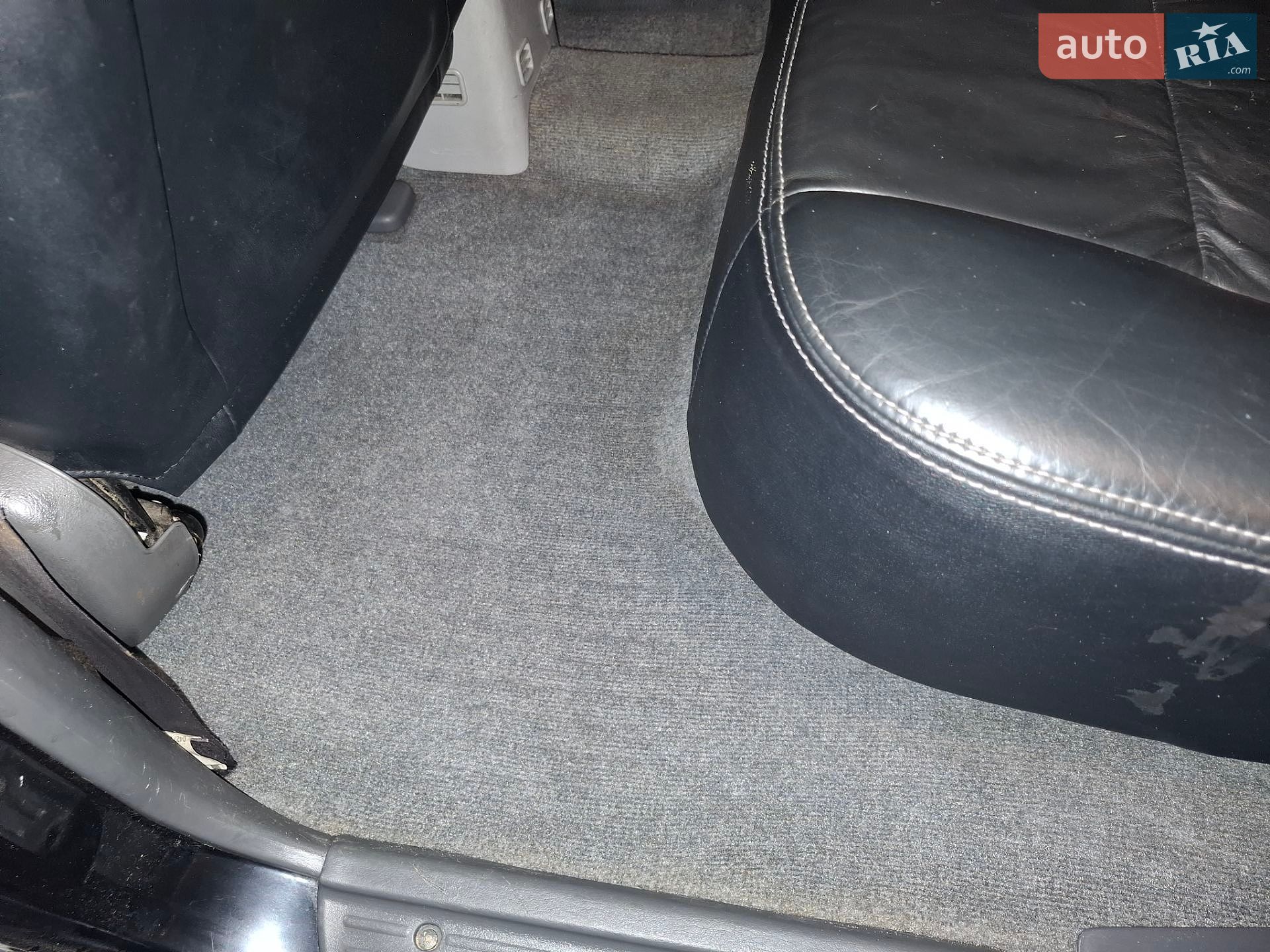 Mitsubishi Pajero 2008 VIN JMB0RK9608J000457 фото оголошення 18 з 41