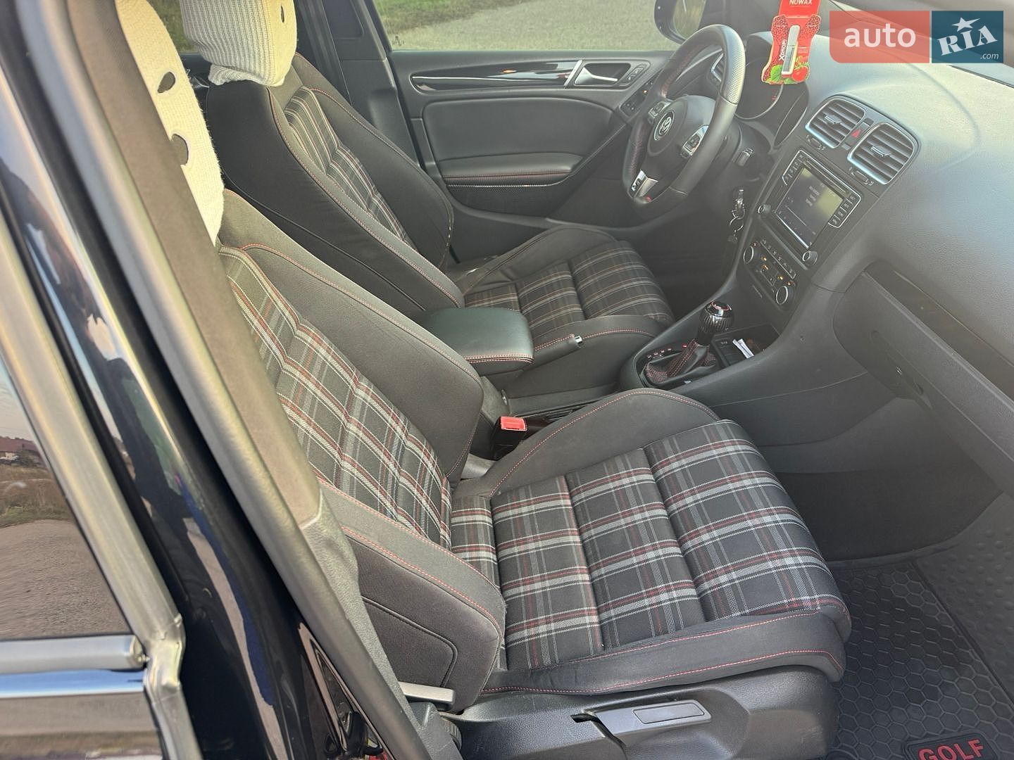 Volkswagen Golf GTI 2011 VIN WVWZZZ1KZBW264770 фото оголошення 14 з 22
