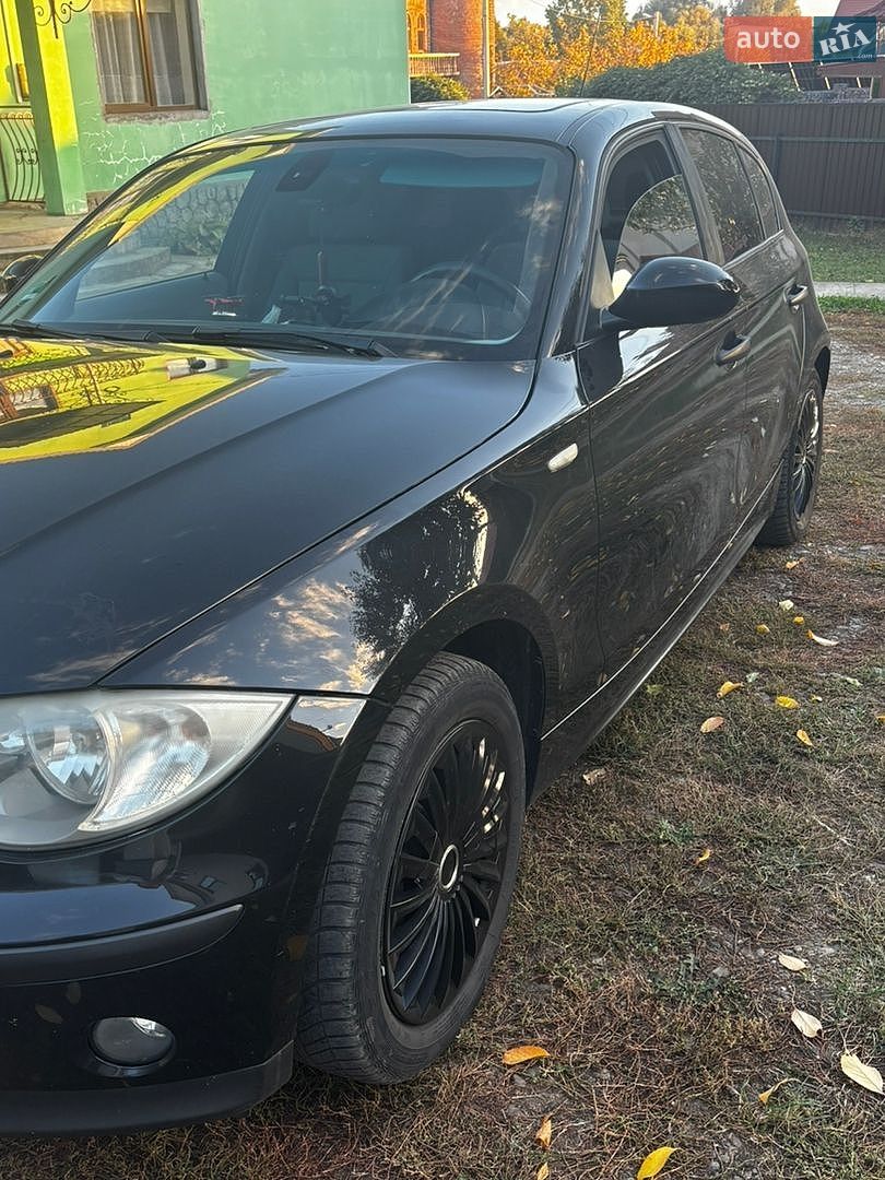 BMW 1 Series 2004 VIN WBAUF11010JR90054 фото оголошення 4 з 10