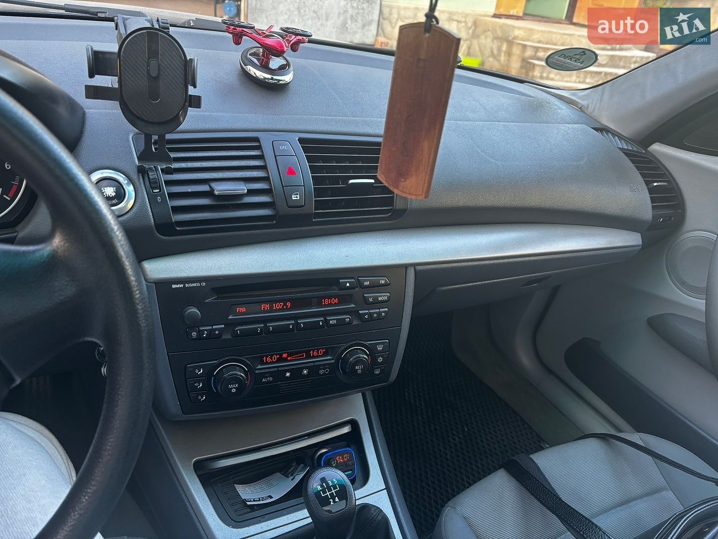 BMW 1 Series 2004 VIN WBAUF11010JR90054 фото оголошення 5 з 10