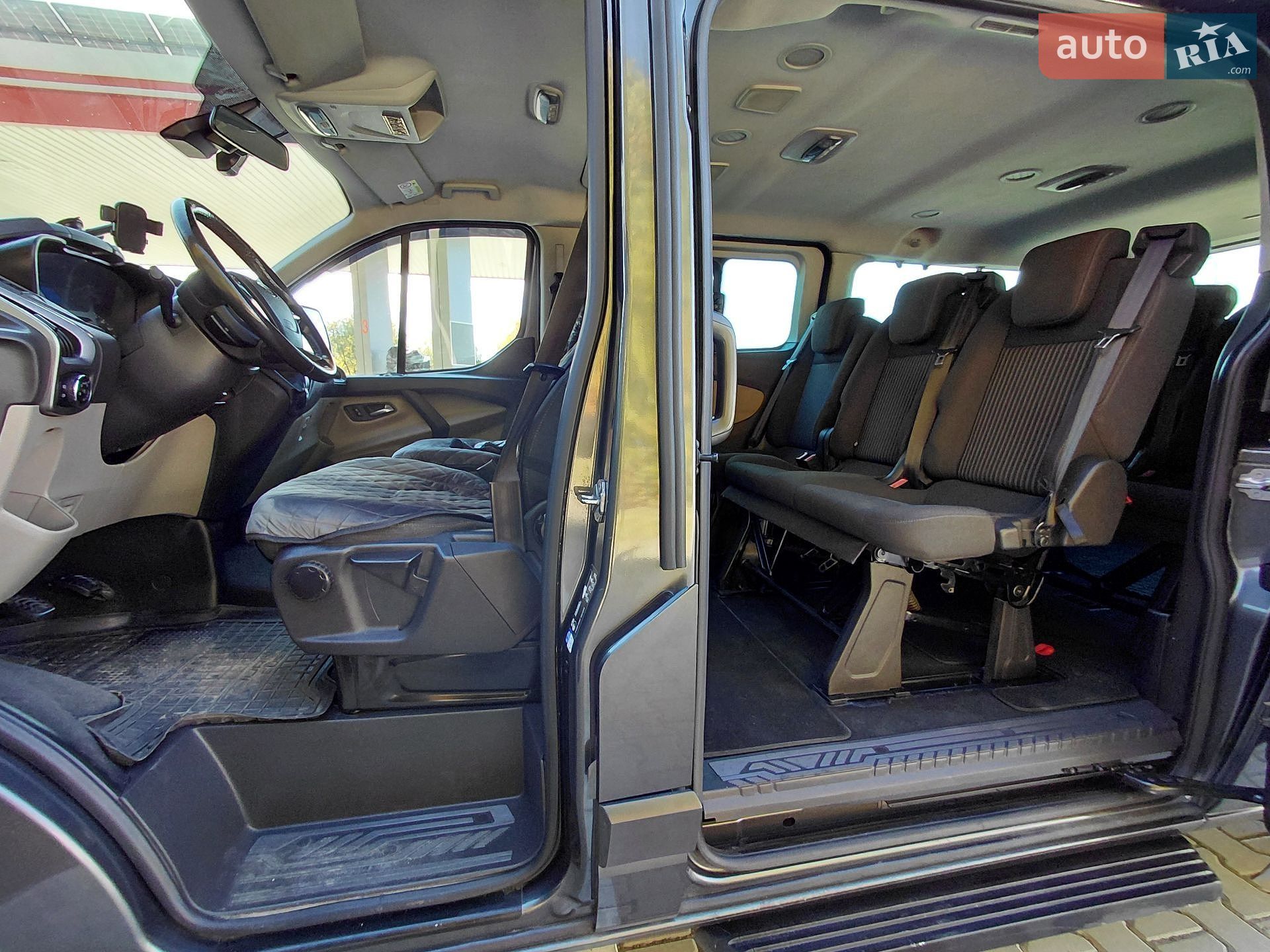 Ford Tourneo Custom 2016 VIN WF03XXTTG3GA08809 фото оголошення 25 з 34