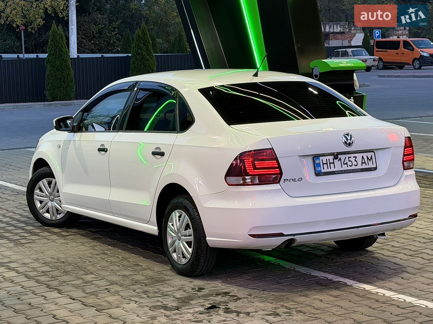 Volkswagen Polo 2016 VIN XW8ZZZ61ZHG017504 фото оголошення 6 з 51