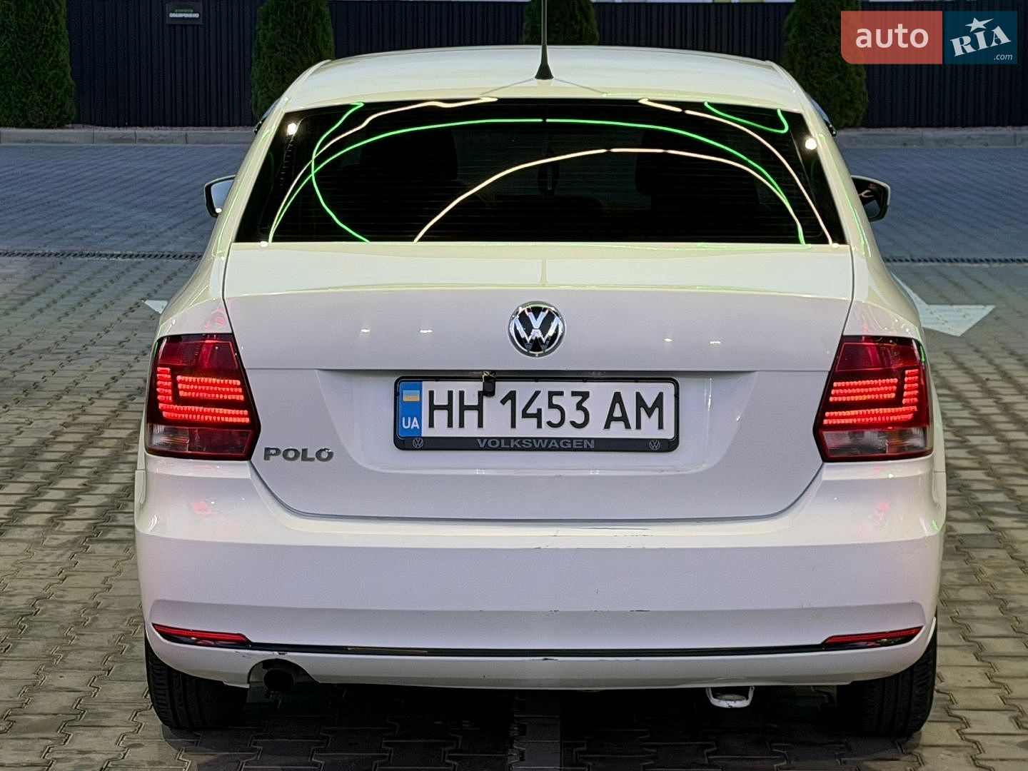 Volkswagen Polo 2016 VIN XW8ZZZ61ZHG017504 фото оголошення 5 з 51