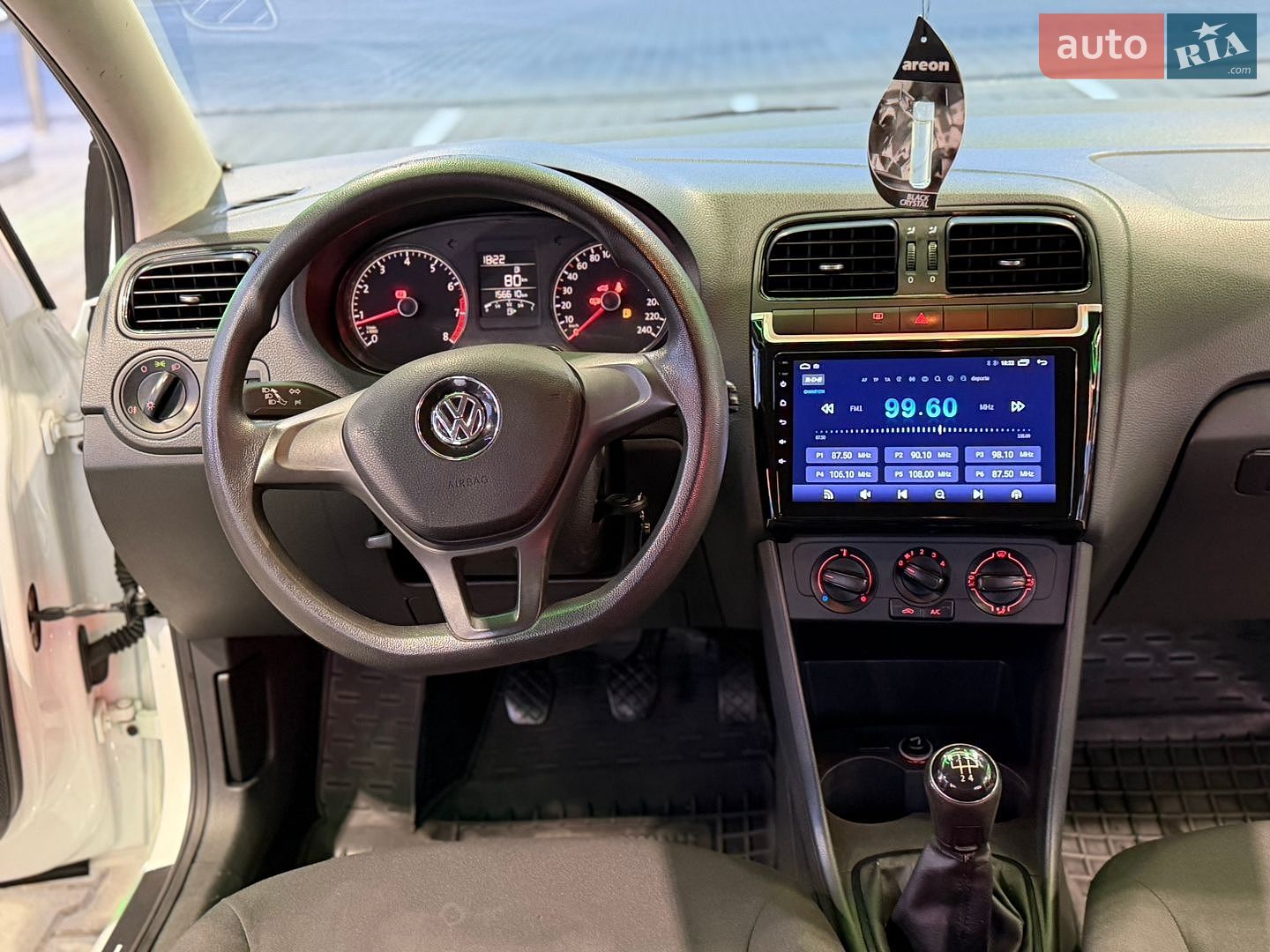 Volkswagen Polo 2016 VIN XW8ZZZ61ZHG017504 фото оголошення 12 з 51