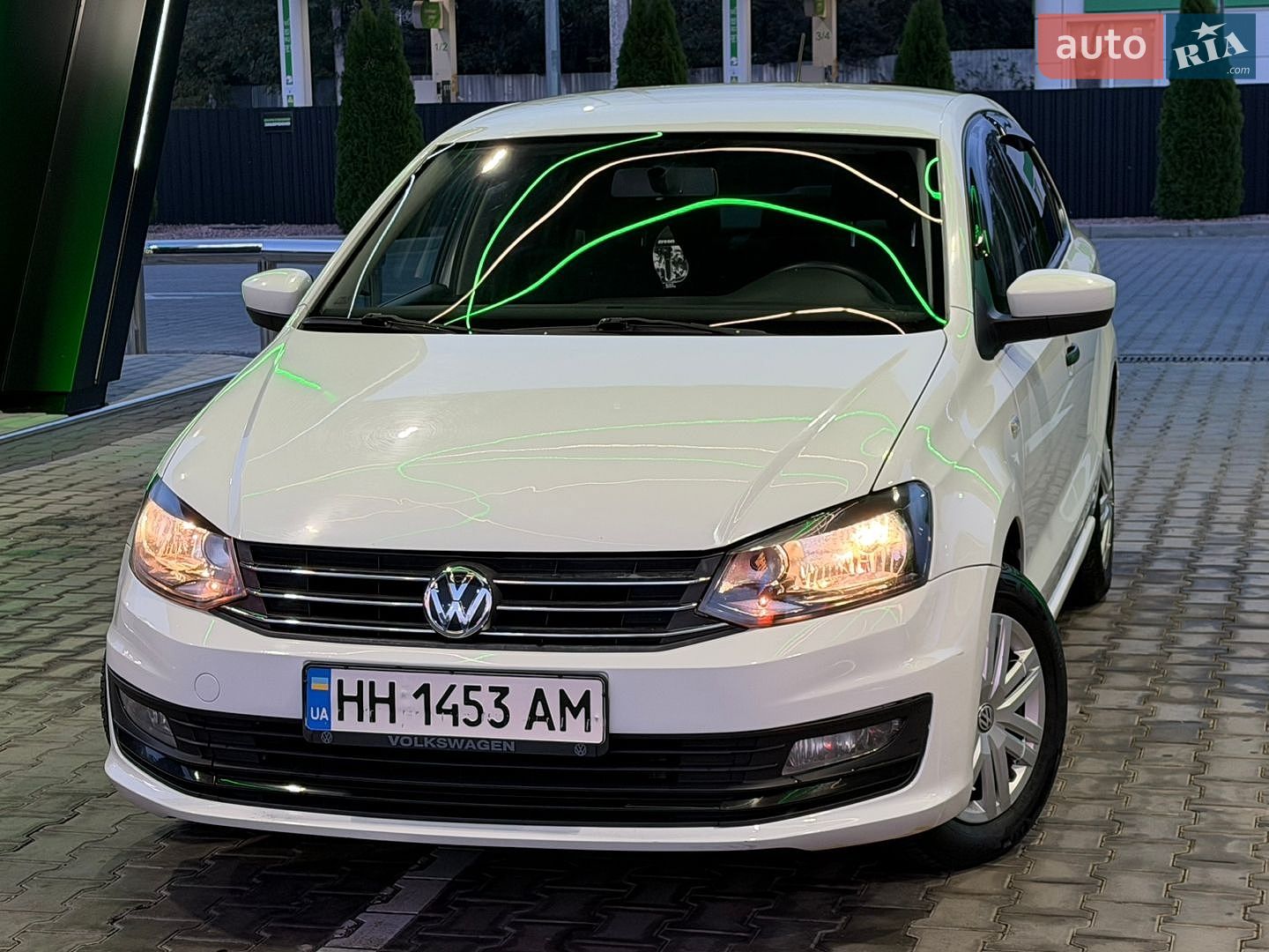 Volkswagen Polo 2016 VIN XW8ZZZ61ZHG017504 фото оголошення 32 з 51
