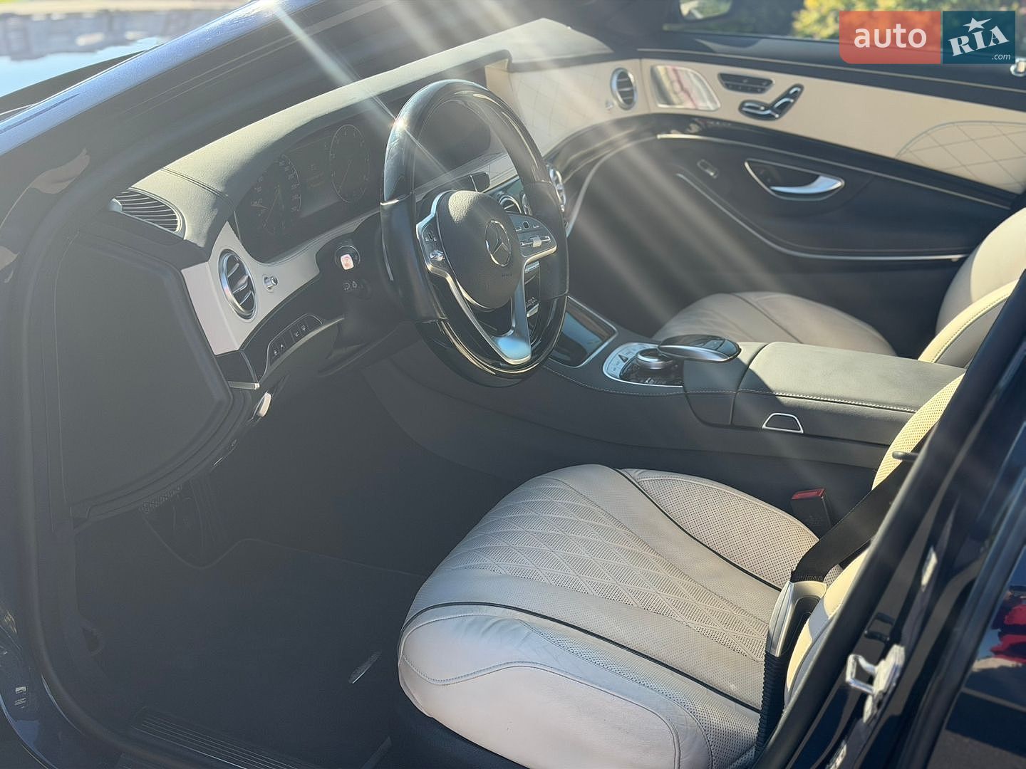 Mercedes-Benz S-Class 2019 VIN WDDUG6GB4LA504403 фото оголошення 9 з 22