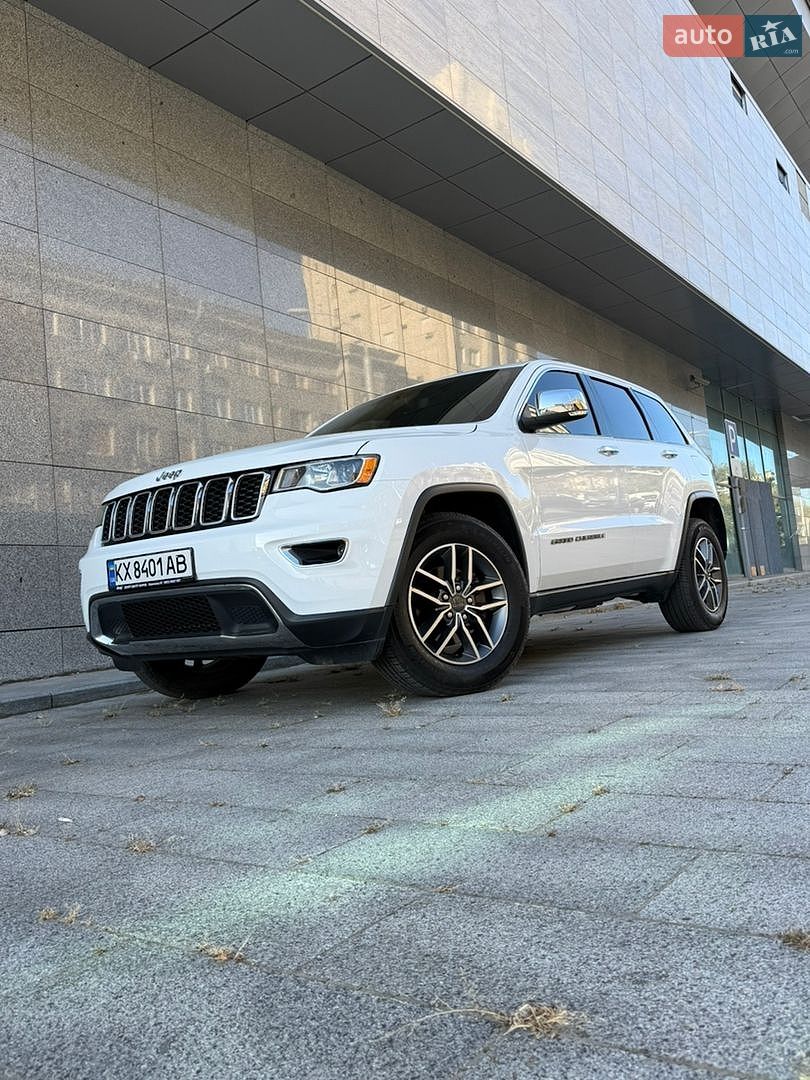 Jeep Grand Cherokee 2020 VIN 1C4RJFBG0LC303722 фото оголошення 4 з 51