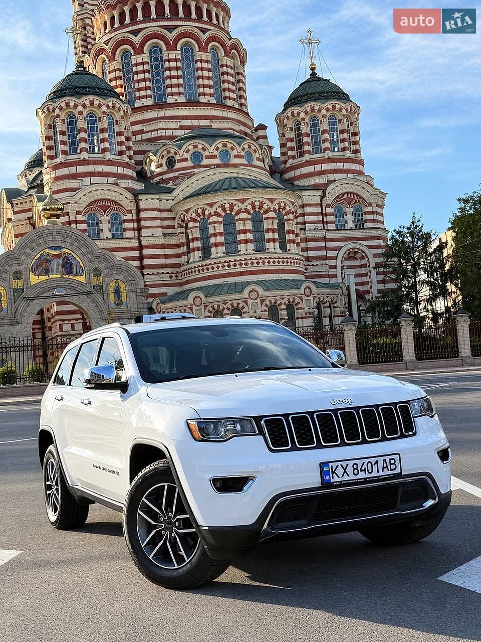 Jeep Grand Cherokee 2020 VIN 1C4RJFBG0LC303722 фото оголошення 12 з 51