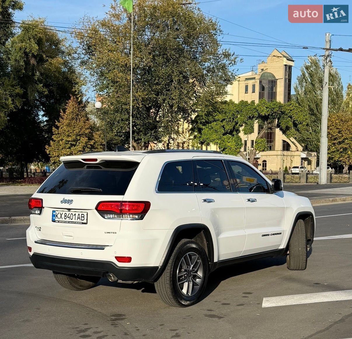 Jeep Grand Cherokee 2020 VIN 1C4RJFBG0LC303722 фото оголошення 14 з 51