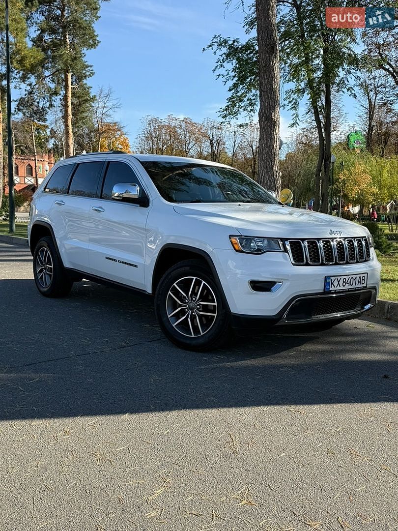 Jeep Grand Cherokee 2020 VIN 1C4RJFBG0LC303722 фото оголошення 25 з 51