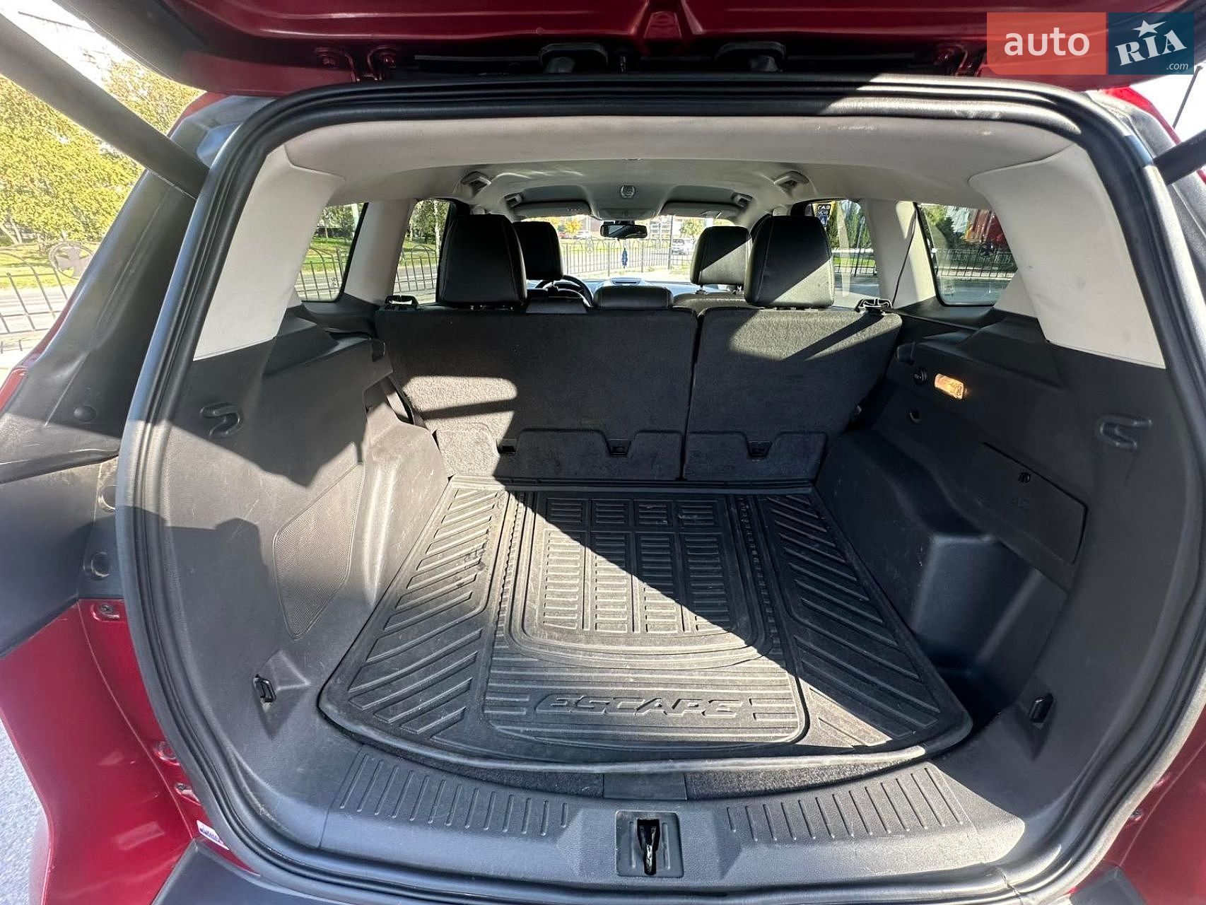 Ford Escape 2014 VIN 1FMCU0J90EUE53769 фото оголошення 14 з 15
