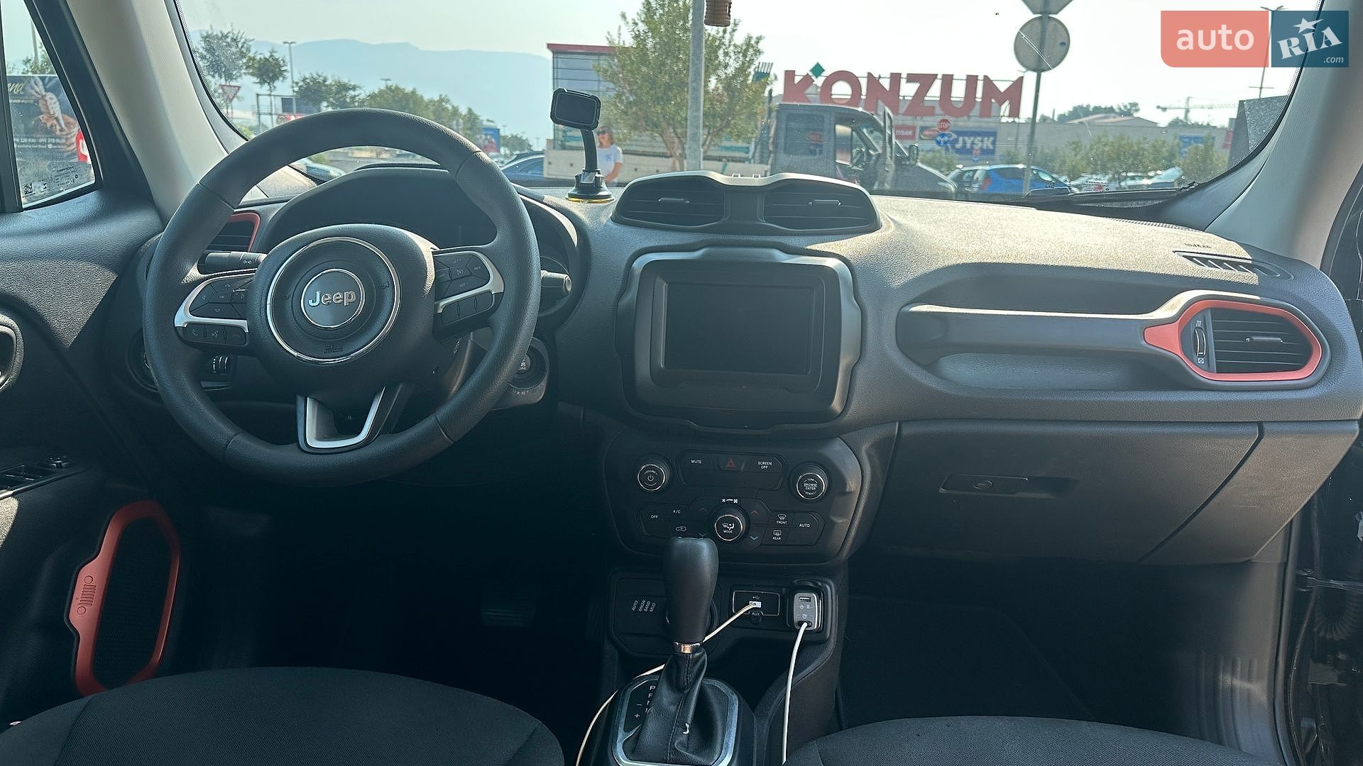 Jeep Renegade 2018 VIN ZACCJBAB9JPH62504 фото оголошення 10 з 17