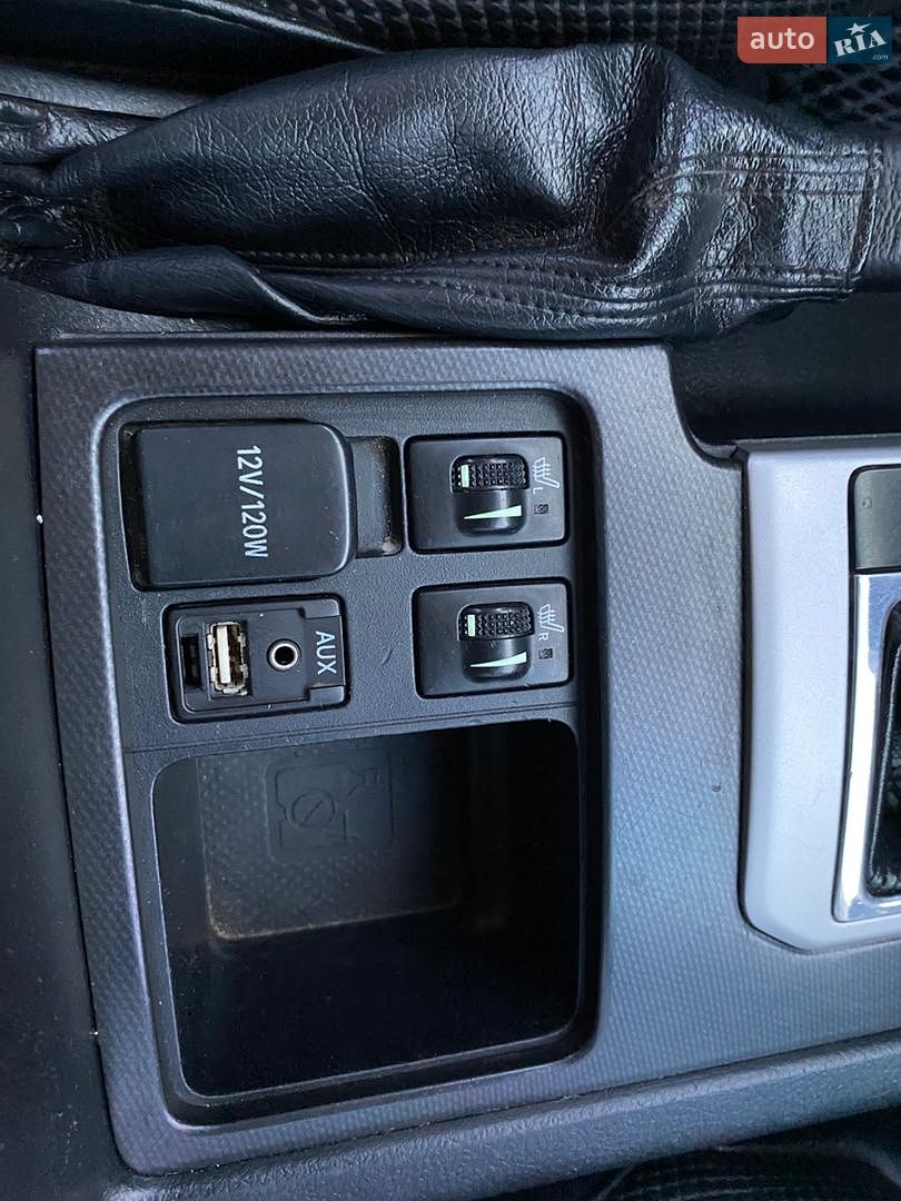 Toyota Land Cruiser Prado 2012 VIN JTEBU3FJX05030328 фото оголошення 13 з 30