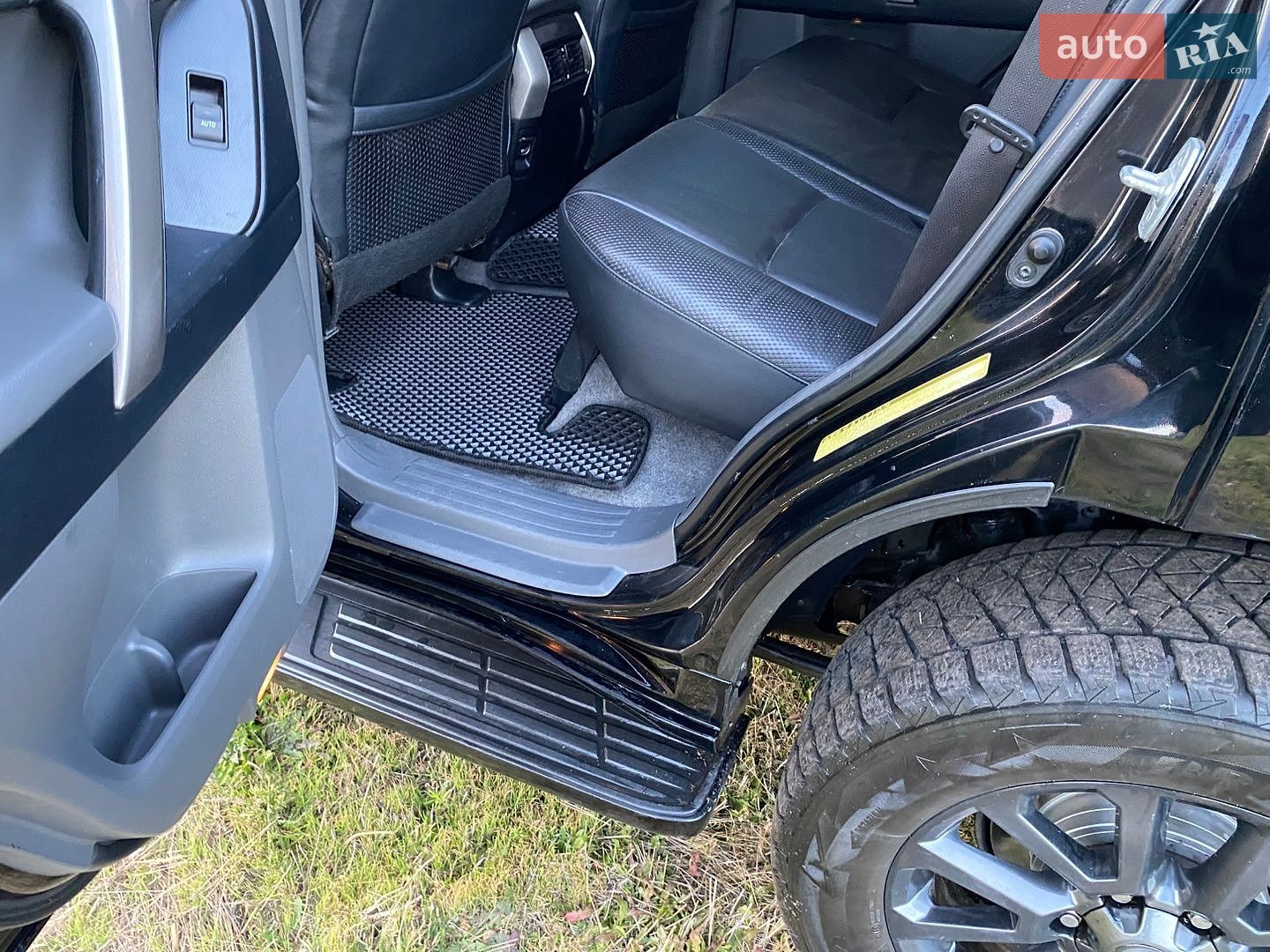 Toyota Land Cruiser Prado 2012 VIN JTEBU3FJX05030328 фото оголошення 24 з 30