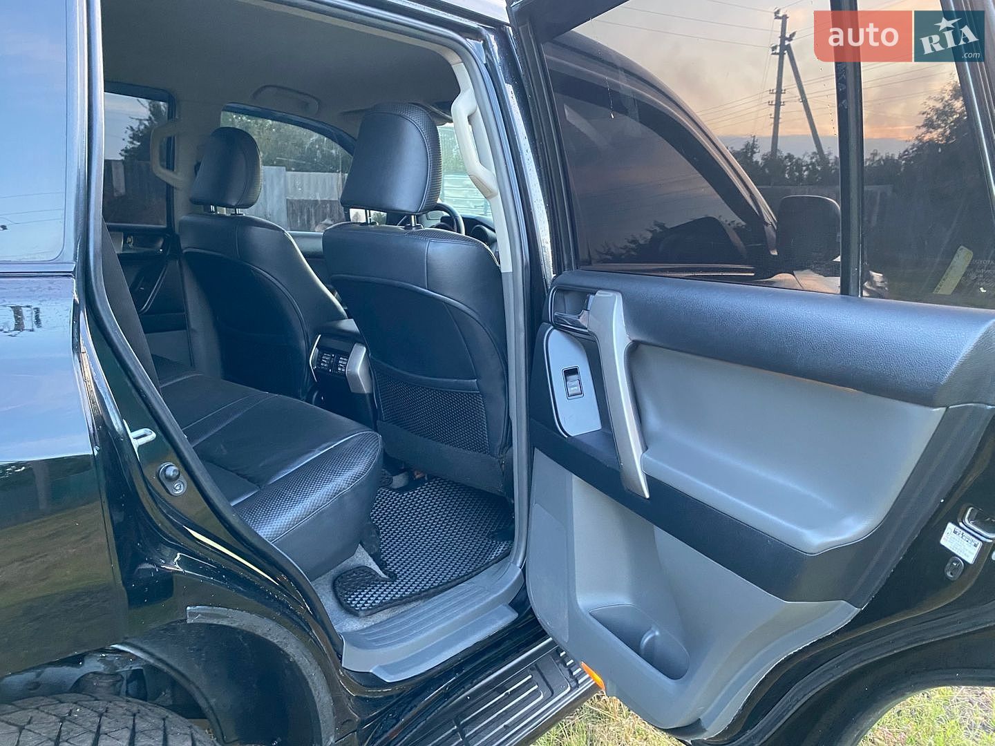 Toyota Land Cruiser Prado 2012 VIN JTEBU3FJX05030328 фото оголошення 26 з 30