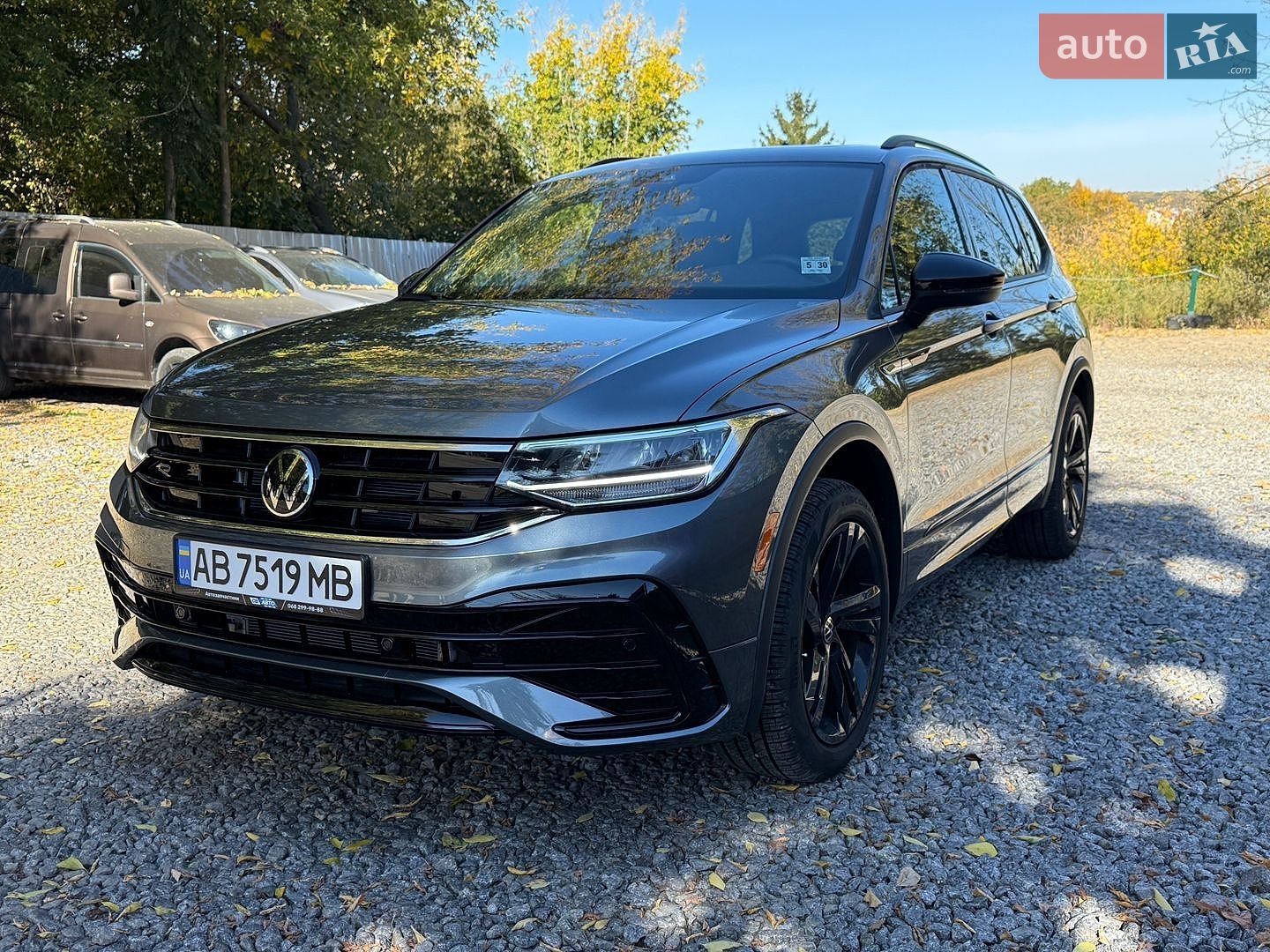 Volkswagen Tiguan Allspace 2024 VIN 3VV8B7AX4RM222537 фото оголошення 2 з 23