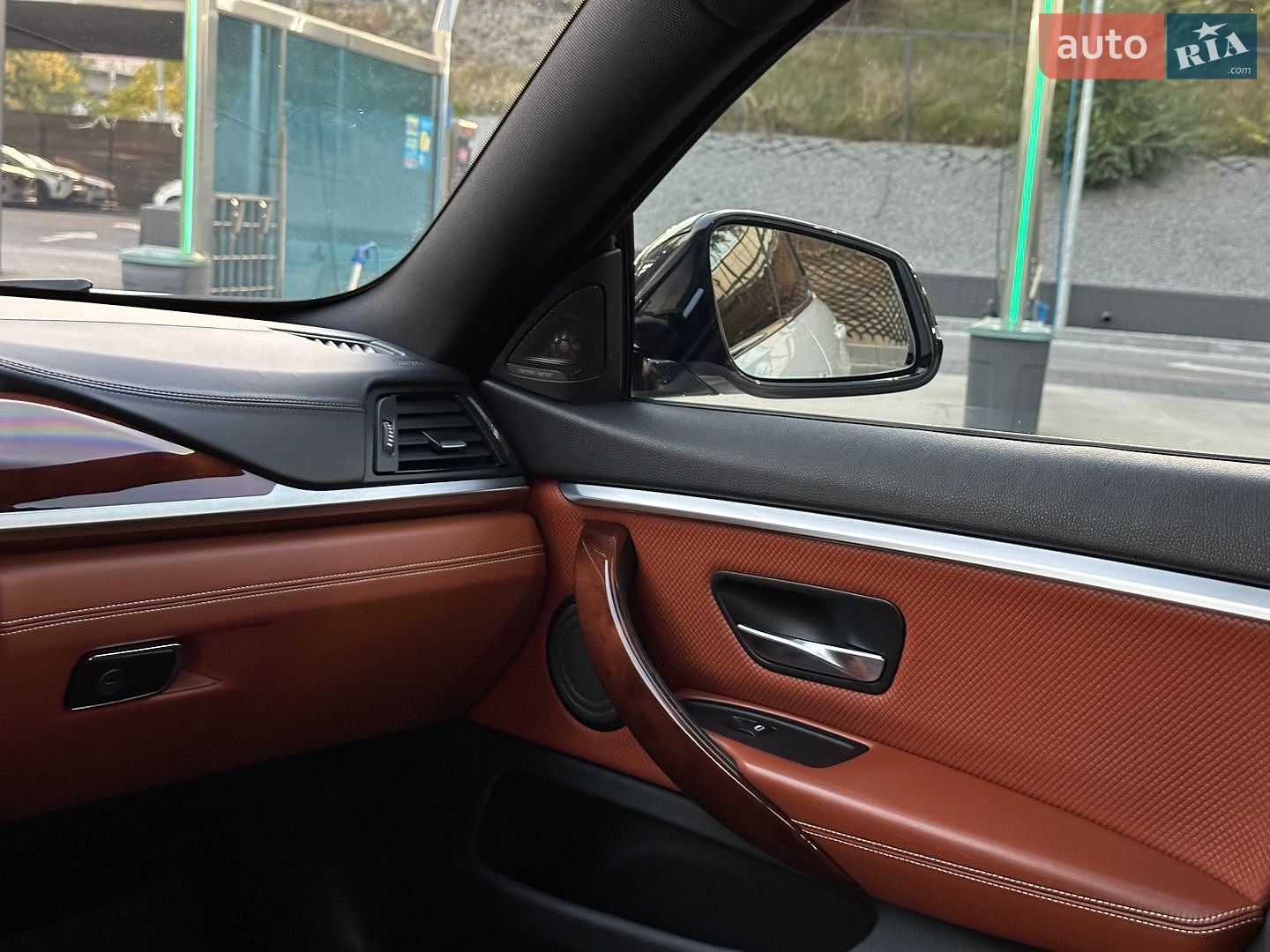 BMW 4 Series Gran Coupe 2015 VIN WBA4F11050D938960 фото оголошення 25 з 37