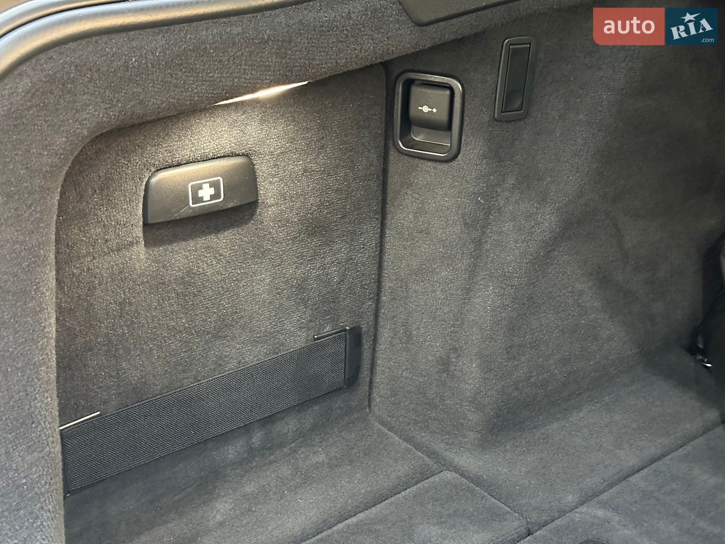 BMW 4 Series Gran Coupe 2015 VIN WBA4F11050D938960 фото оголошення 30 з 37