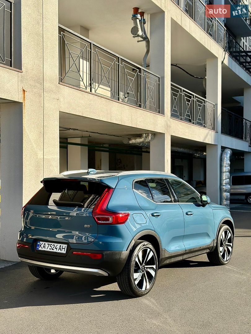 Volvo XC40 2024 VIN YV4L12UE0S2456595 фото оголошення 6 з 26