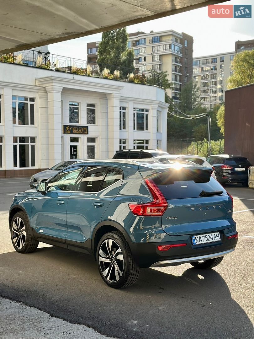 Volvo XC40 2024 VIN YV4L12UE0S2456595 фото оголошення 7 з 26