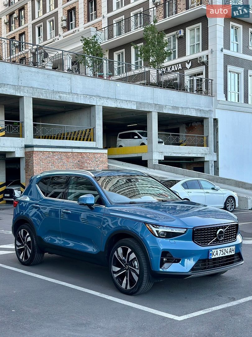 Volvo XC40 2024 VIN YV4L12UE0S2456595 фото оголошення 10 з 26