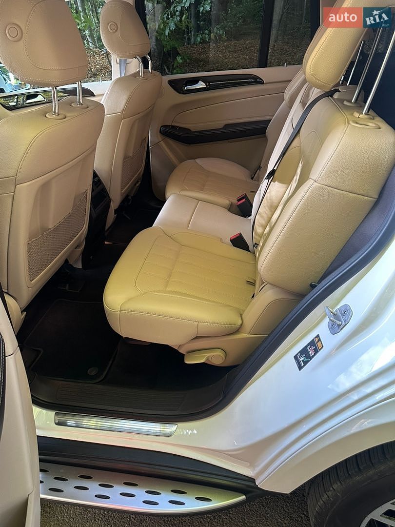 Mercedes-Benz GLS-Class 2017 VIN 4JGDF6EEXJB024976 фото оголошення 24 з 49