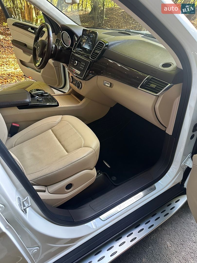 Mercedes-Benz GLS-Class 2017 VIN 4JGDF6EEXJB024976 фото оголошення 29 з 49
