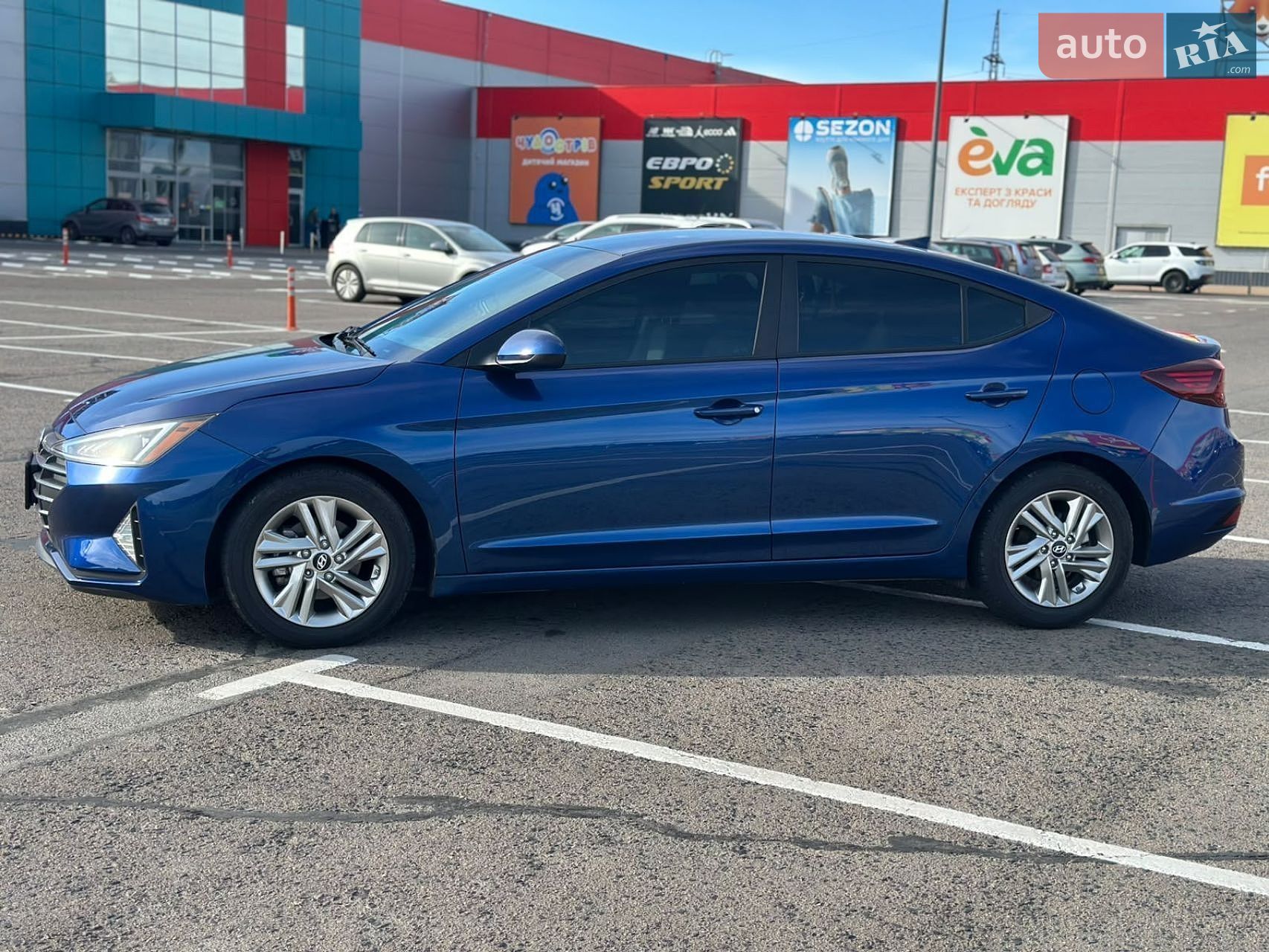 Hyundai Elantra 2018 VIN SNPDB4LFSKH420290 фото оголошення 3 з 33