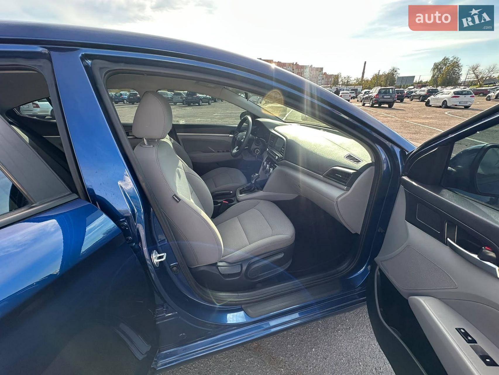 Hyundai Elantra 2018 VIN SNPDB4LFSKH420290 фото оголошення 15 з 33