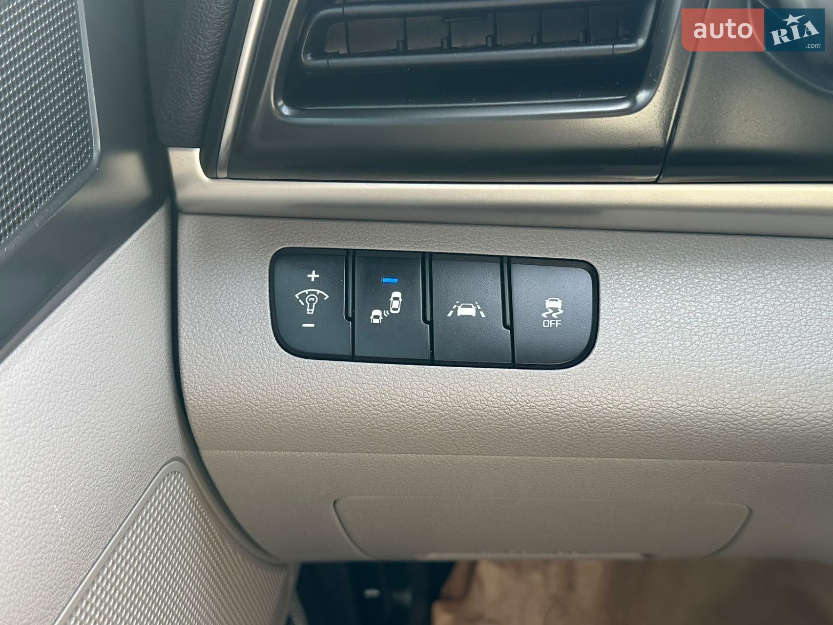 Hyundai Elantra 2018 VIN SNPDB4LFSKH420290 фото оголошення 26 з 33