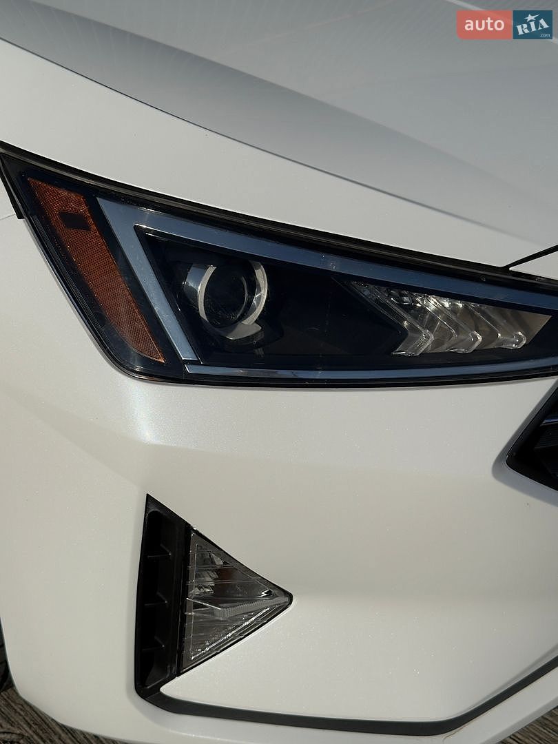 Hyundai Elantra 2019 VIN 5NPD74LFXKH490912 фото оголошення 6 з 25