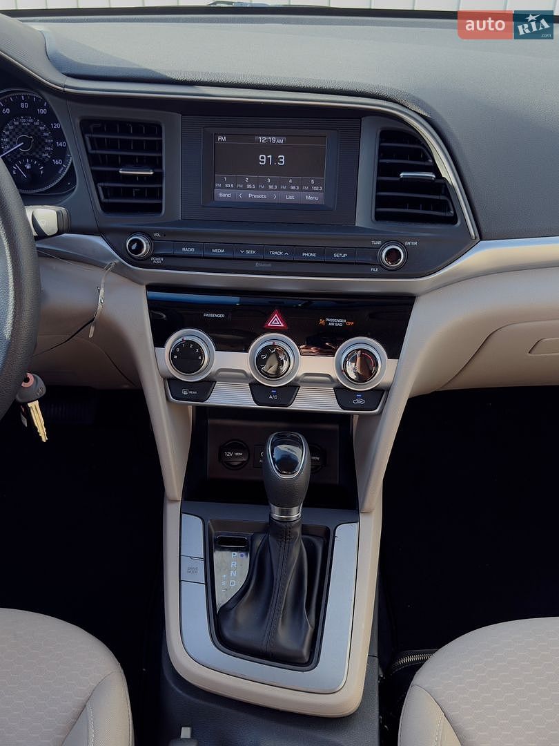 Hyundai Elantra 2019 VIN 5NPD74LFXKH490912 фото оголошення 15 з 25