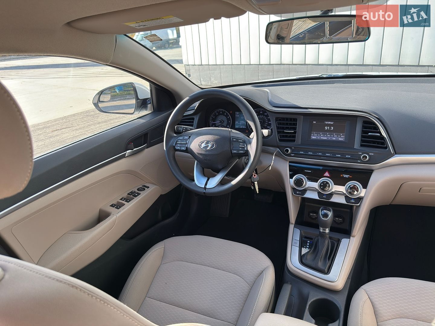 Hyundai Elantra 2019 VIN 5NPD74LFXKH490912 фото оголошення 19 з 25