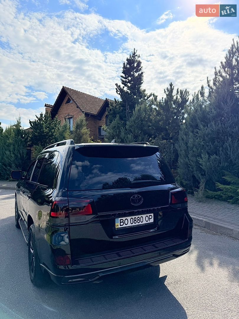Toyota Land Cruiser 2017 VIN JTMCV02J404218987 фото оголошення 11 з 21