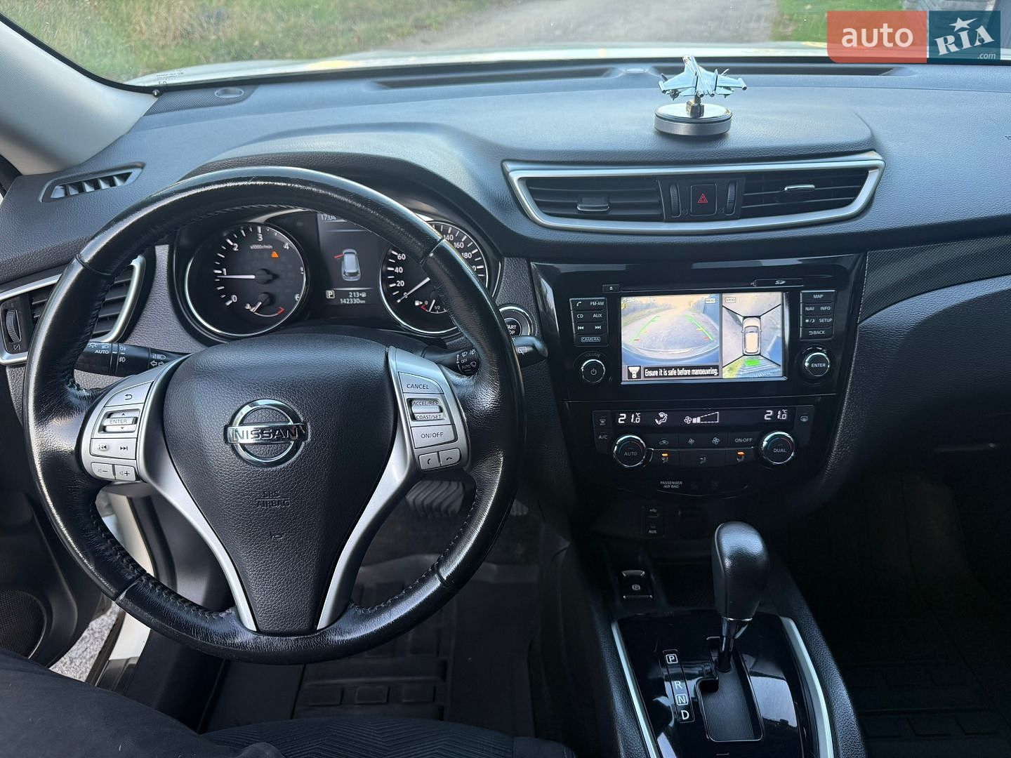 Nissan X-Trail 2015 VIN JN1TCAT32U0019820 фото оголошення 14 з 37