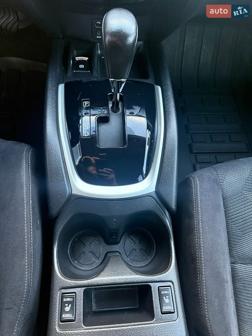 Nissan X-Trail 2015 VIN JN1TCAT32U0019820 фото оголошення 20 з 37