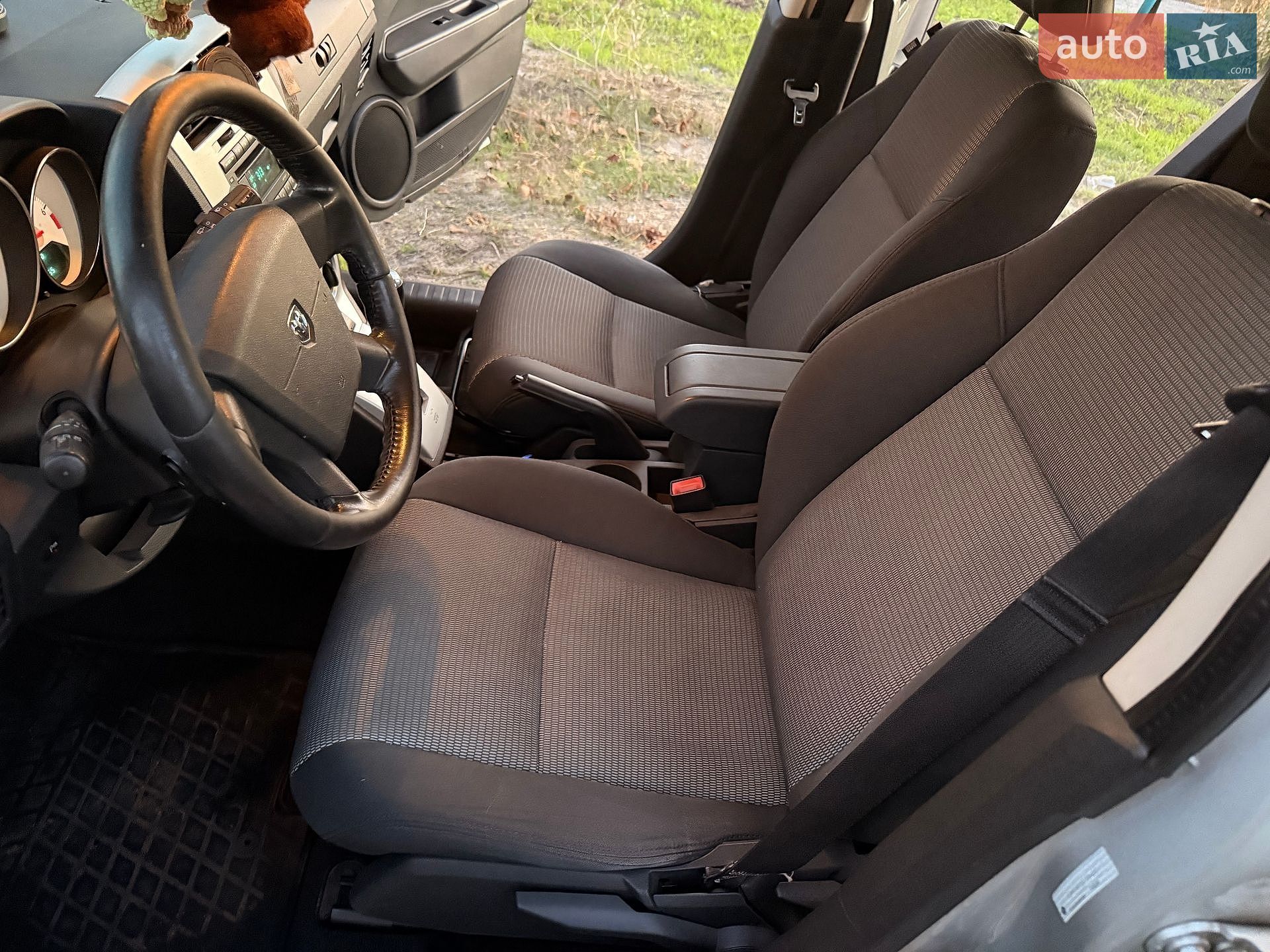 Dodge Caliber 2008 VIN 1B3HBG8B58D598426 фото оголошення 17 з 41