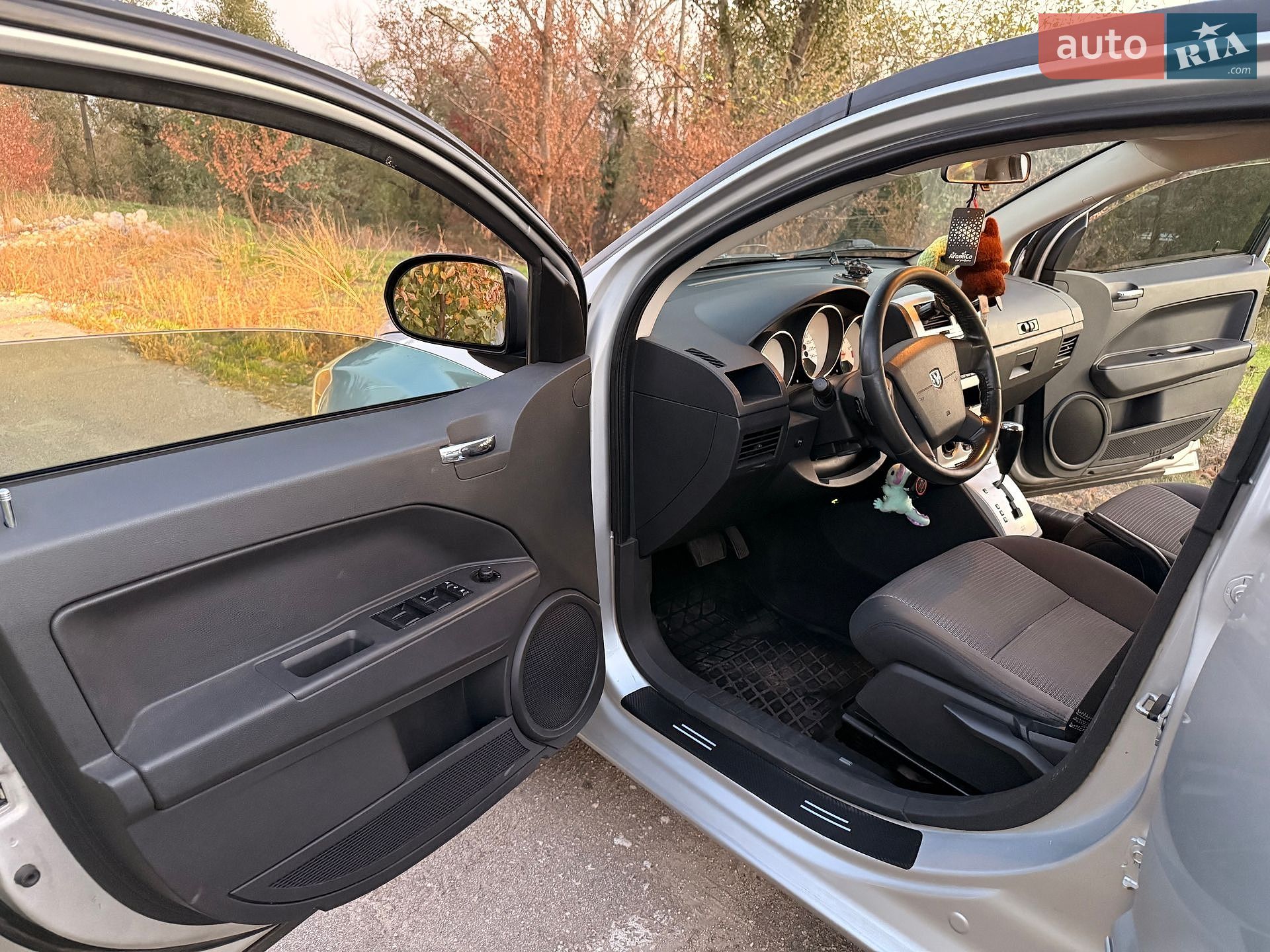 Dodge Caliber 2008 VIN 1B3HBG8B58D598426 фото оголошення 26 з 41