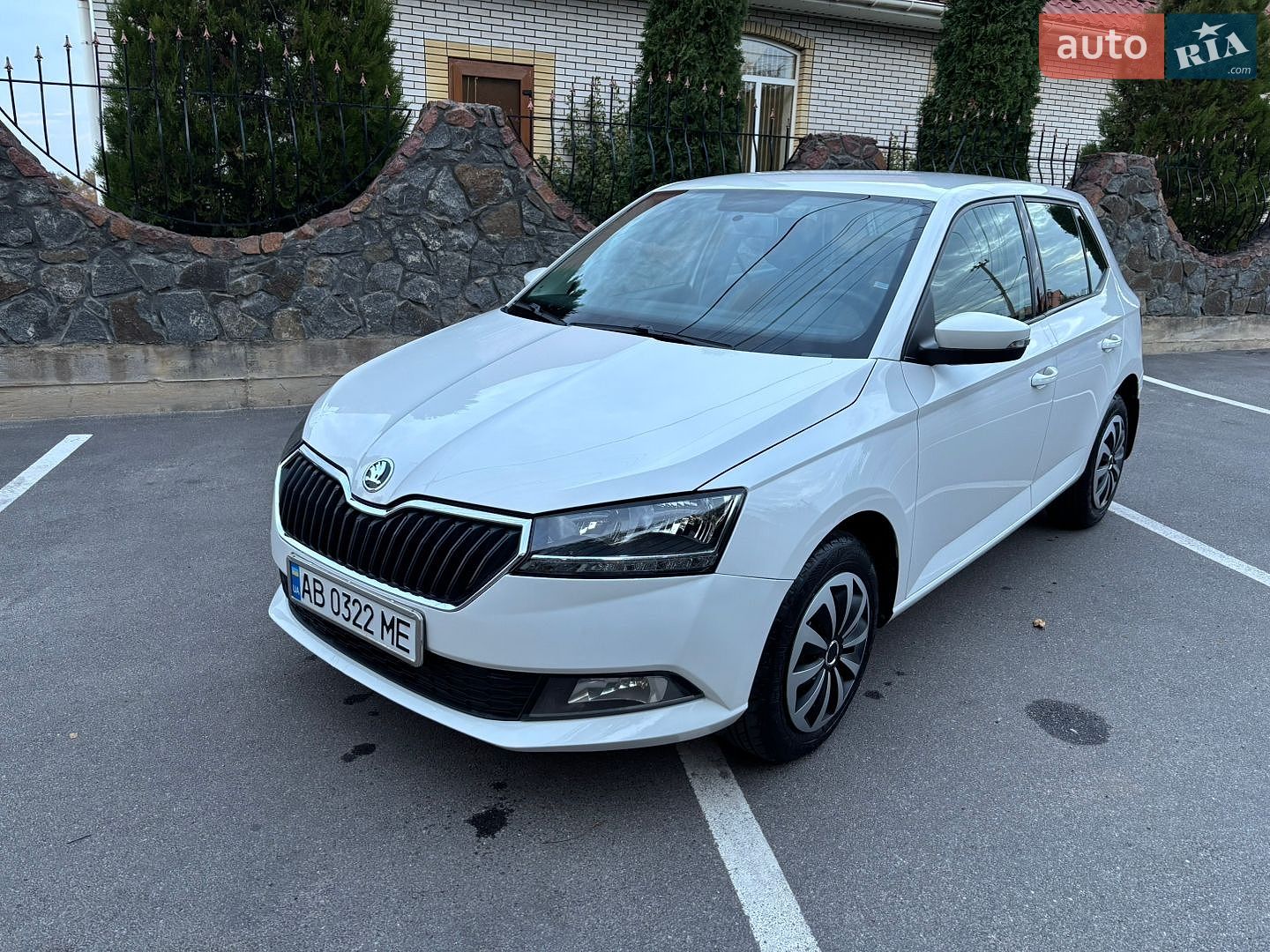 Skoda Fabia 2019 VIN TMBEP2NJ7LB500373 фото оголошення 7 з 91