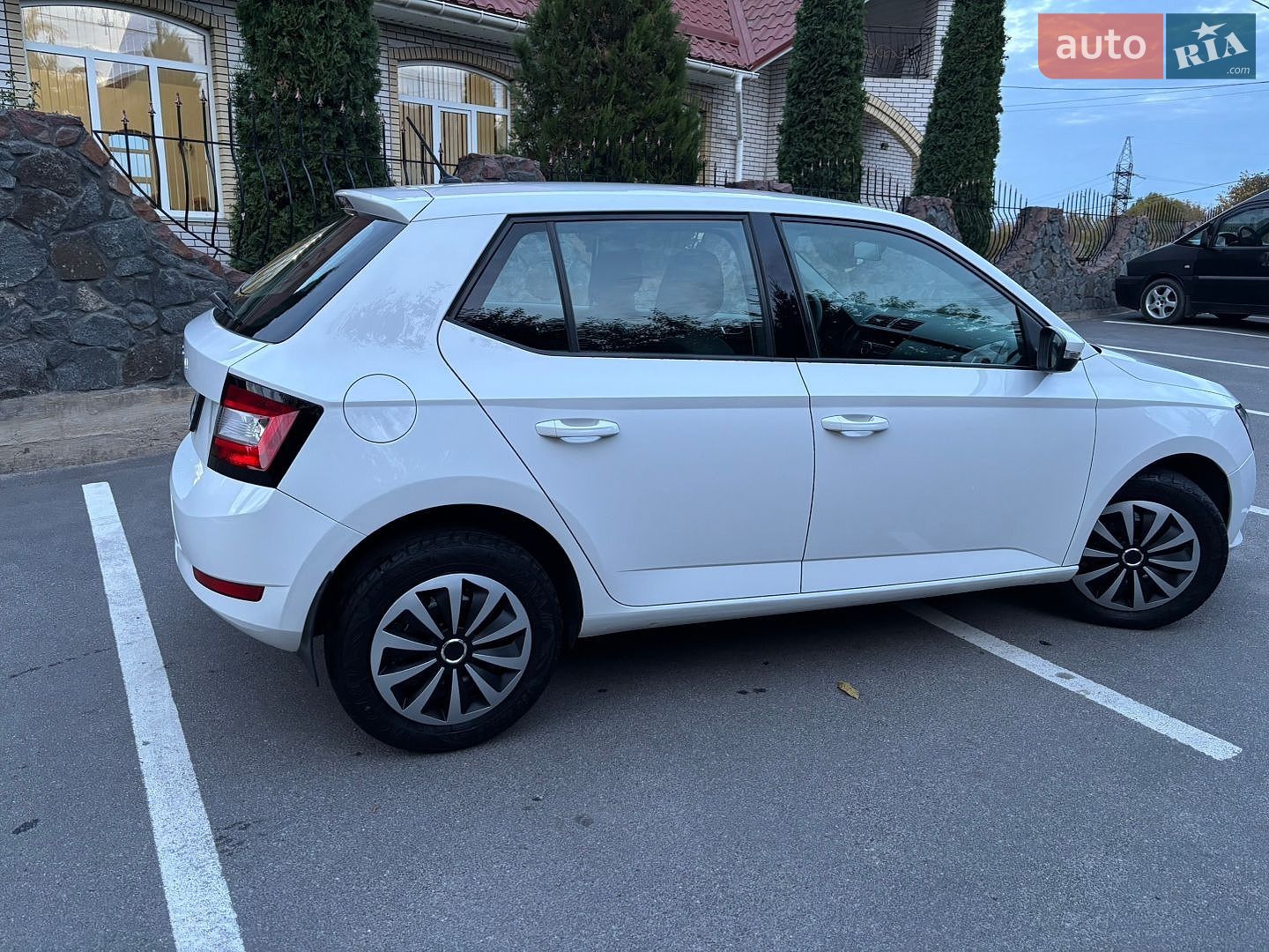 Skoda Fabia 2019 VIN TMBEP2NJ7LB500373 фото оголошення 69 з 91