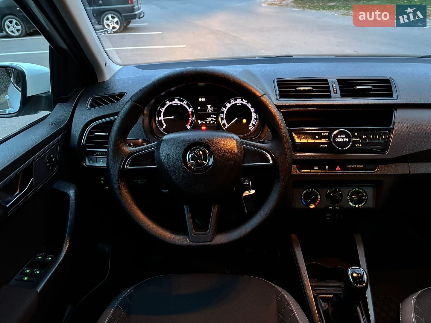 Skoda Fabia 2019 VIN TMBEP2NJ7LB500373 фото оголошення 30 з 91