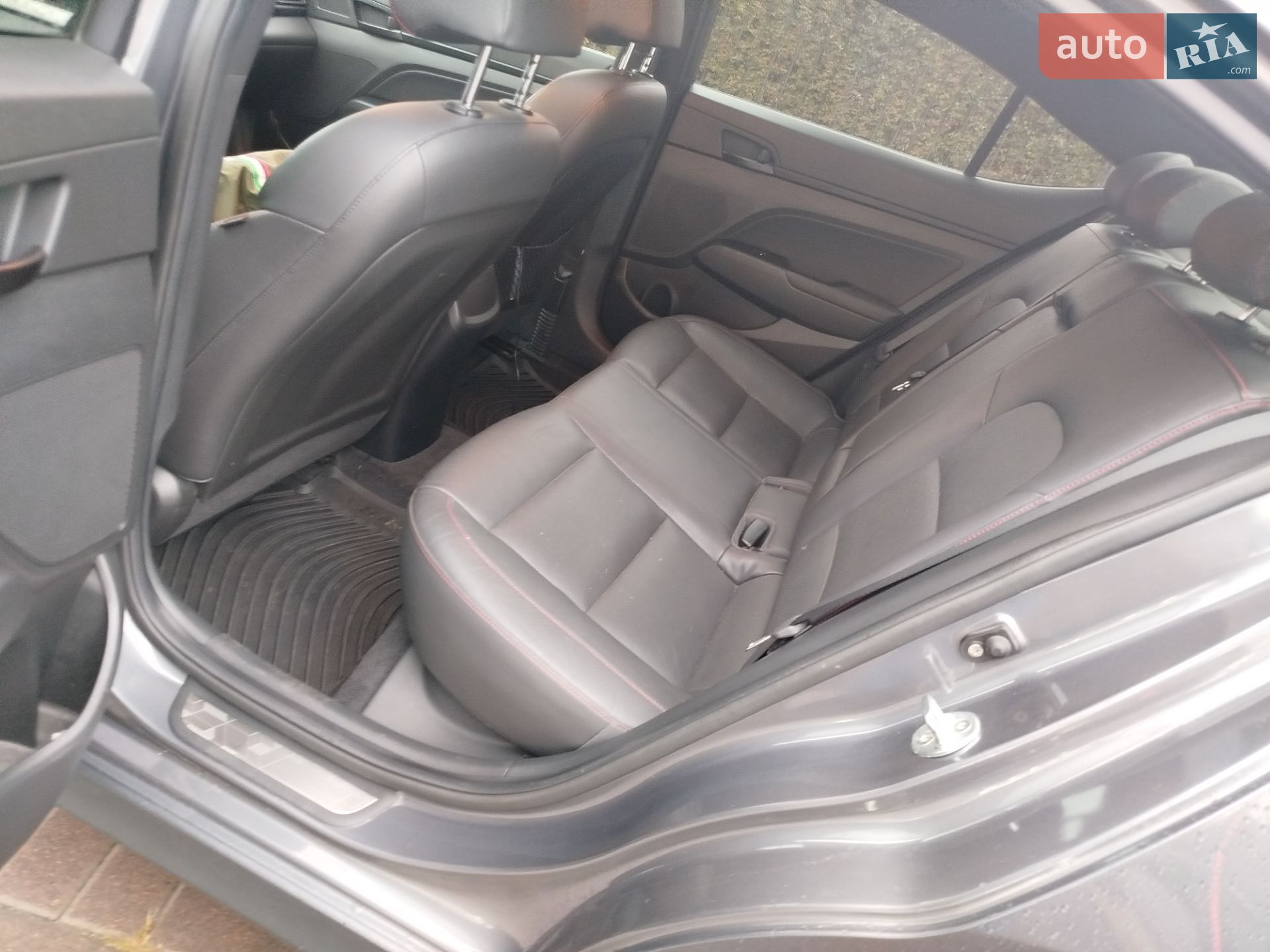 Hyundai Elantra 2019 VIN KMHD04LB3KU892130 фото оголошення 22 з 28