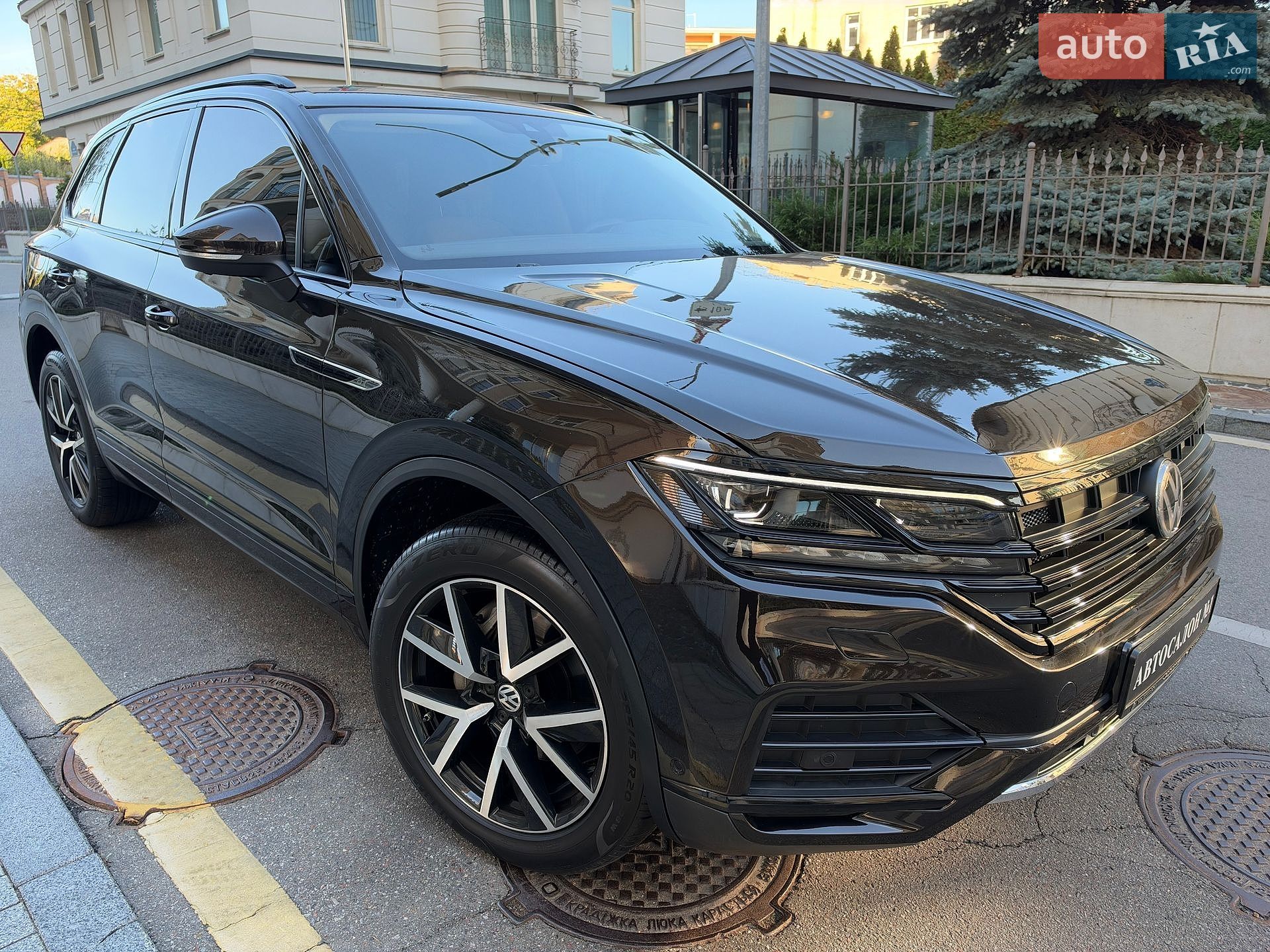 Volkswagen Touareg 2021 VIN WVGZZZCRZMD025489 фото оголошення 16 з 85