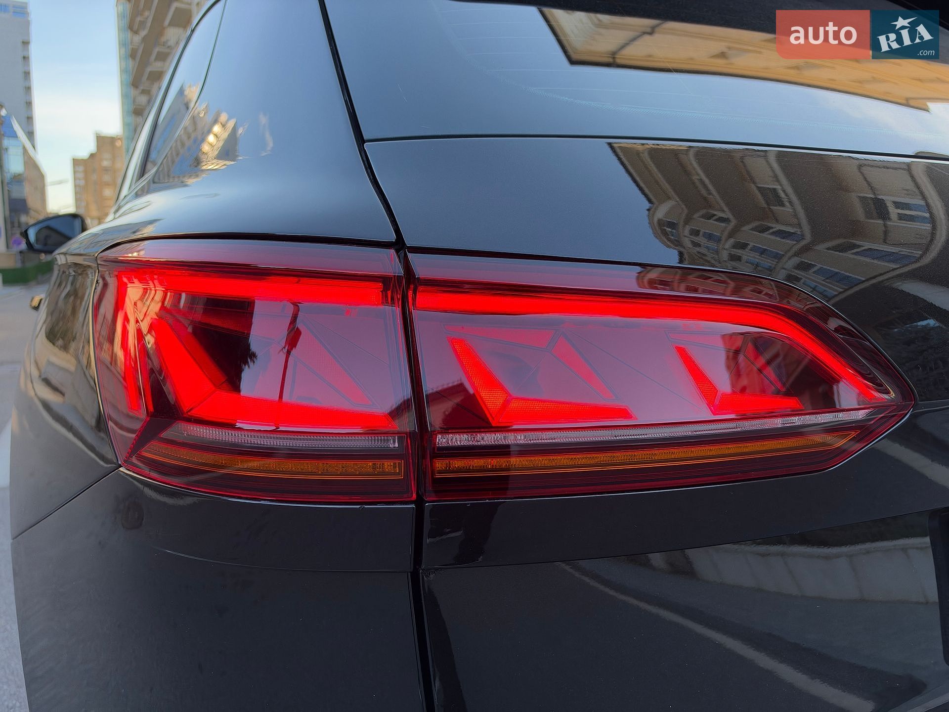 Volkswagen Touareg 2021 VIN WVGZZZCRZMD025489 фото оголошення 25 з 85