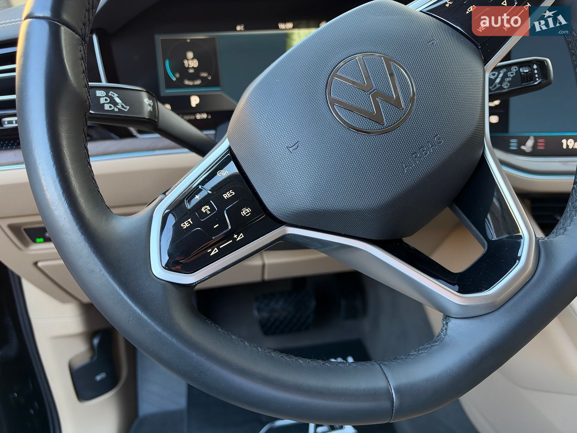 Volkswagen Touareg 2021 VIN WVGZZZCRZMD025489 фото оголошення 34 з 85