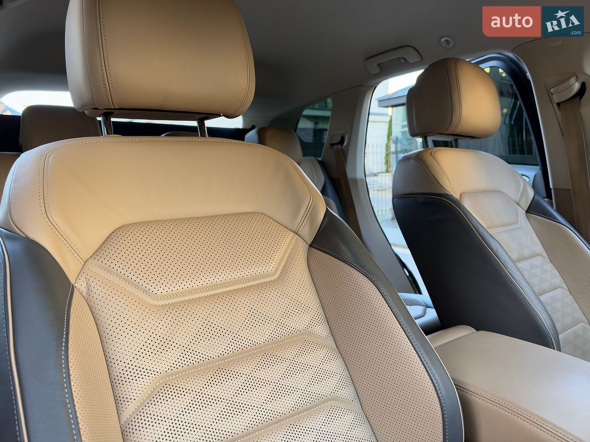 Volkswagen Touareg 2021 VIN WVGZZZCRZMD025489 фото оголошення 53 з 85