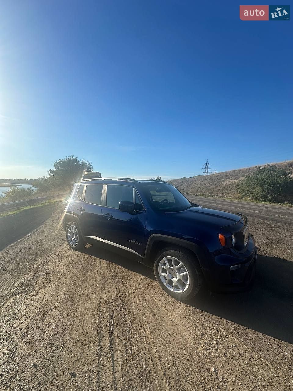 Jeep Renegade 2021 VIN ZACNJCBB1MPN13905 фото оголошення 3 з 4